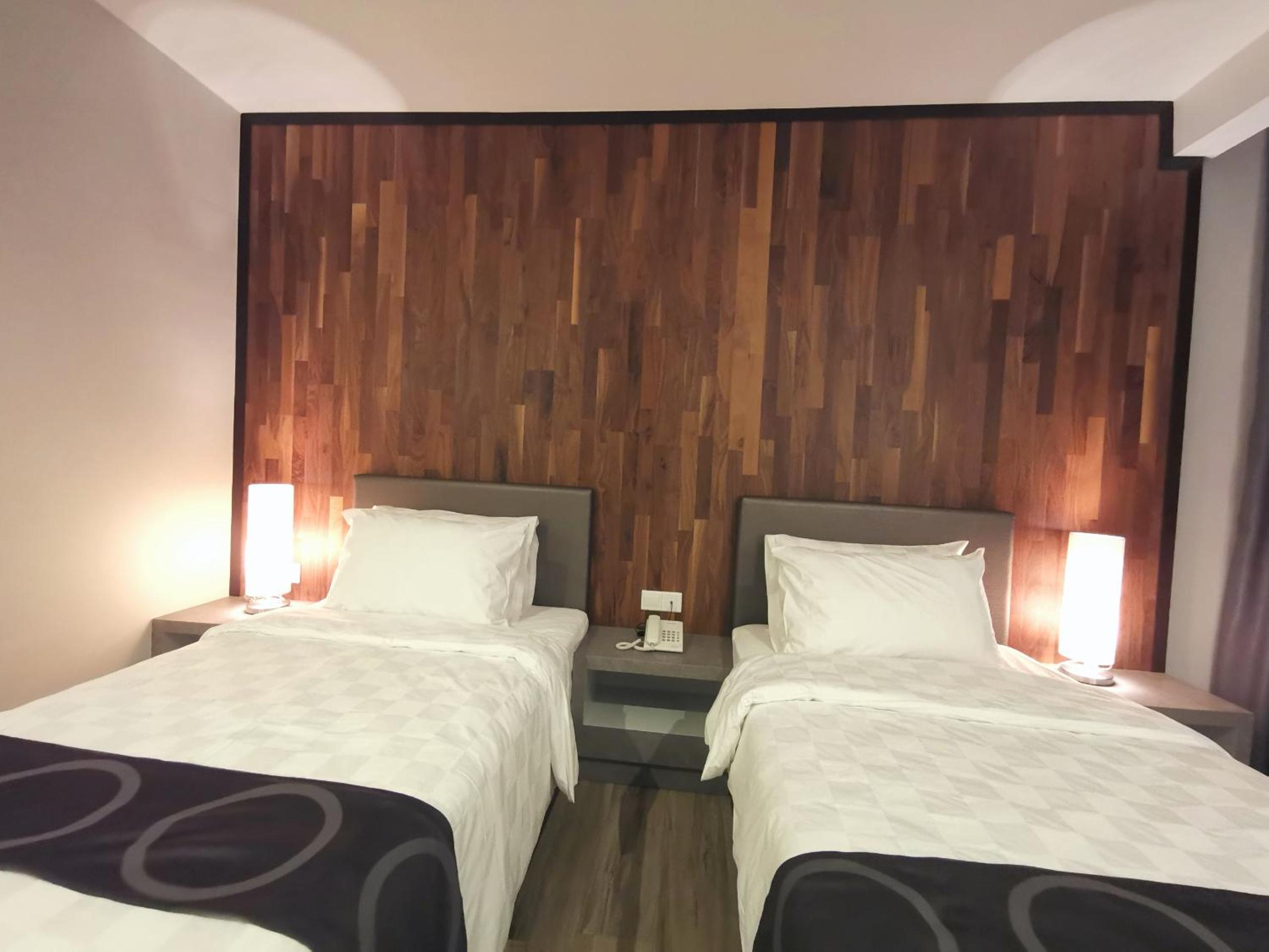 Standard Twin Room