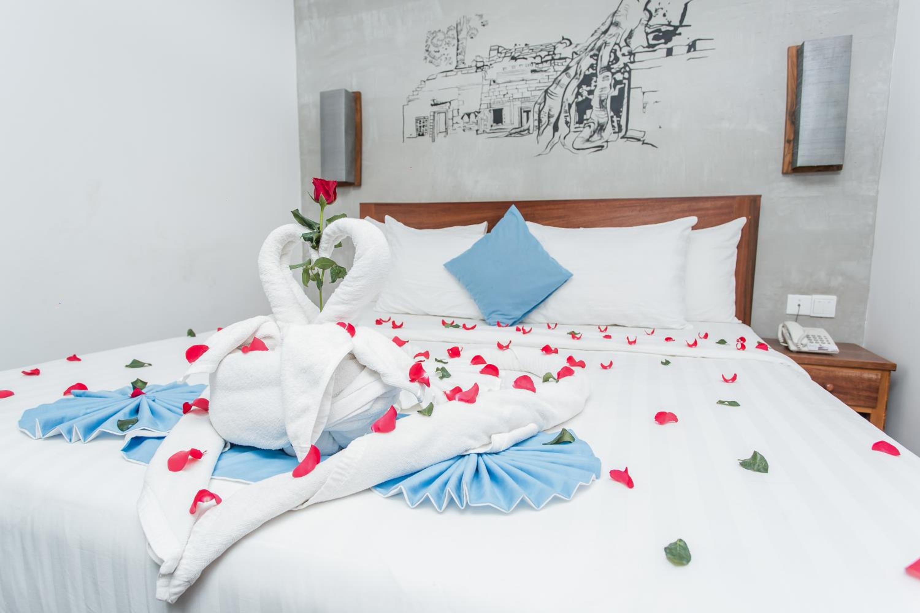 Honeymoon Package - Photo 6
