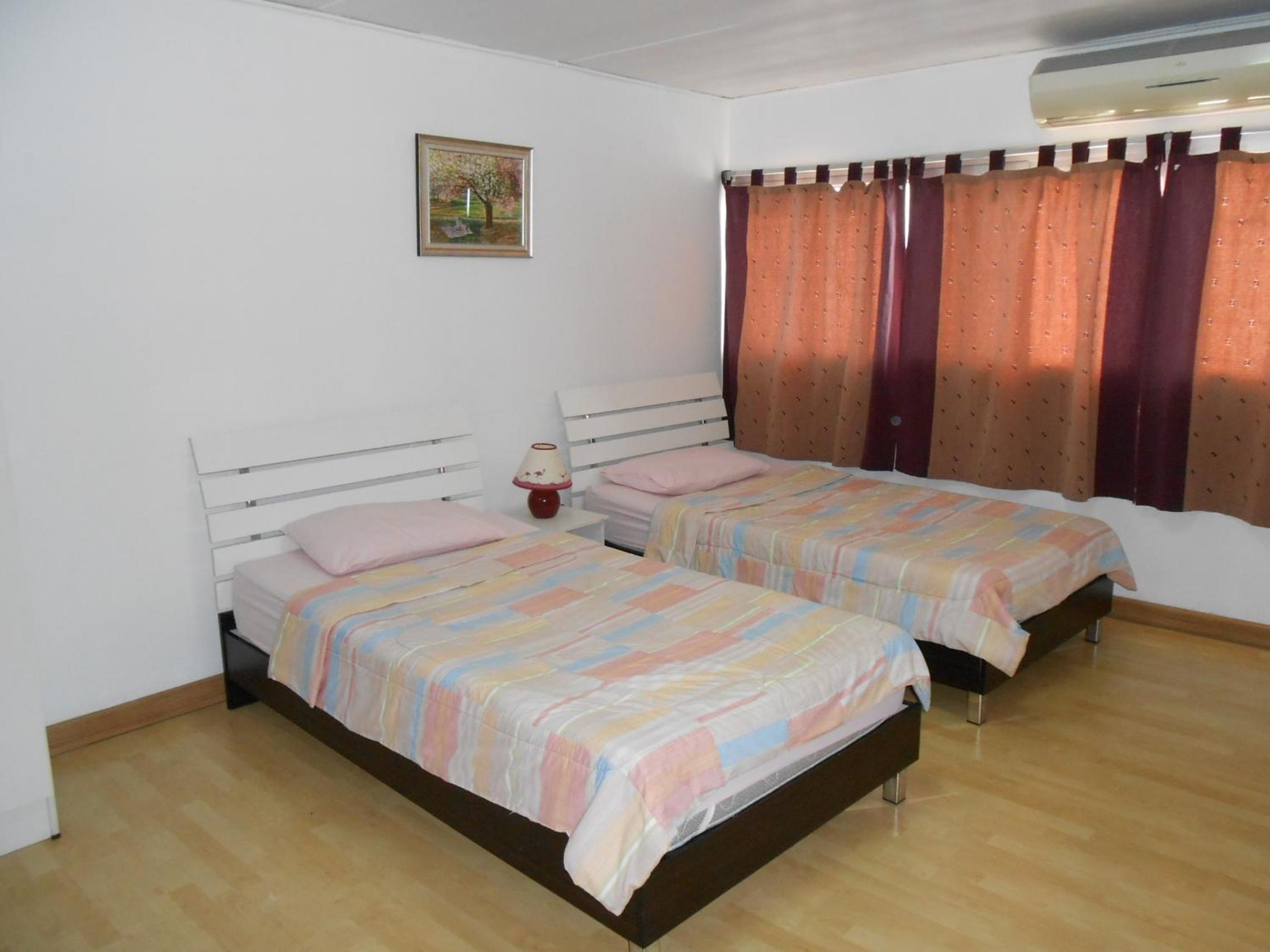 Standard Twin Room photo 3