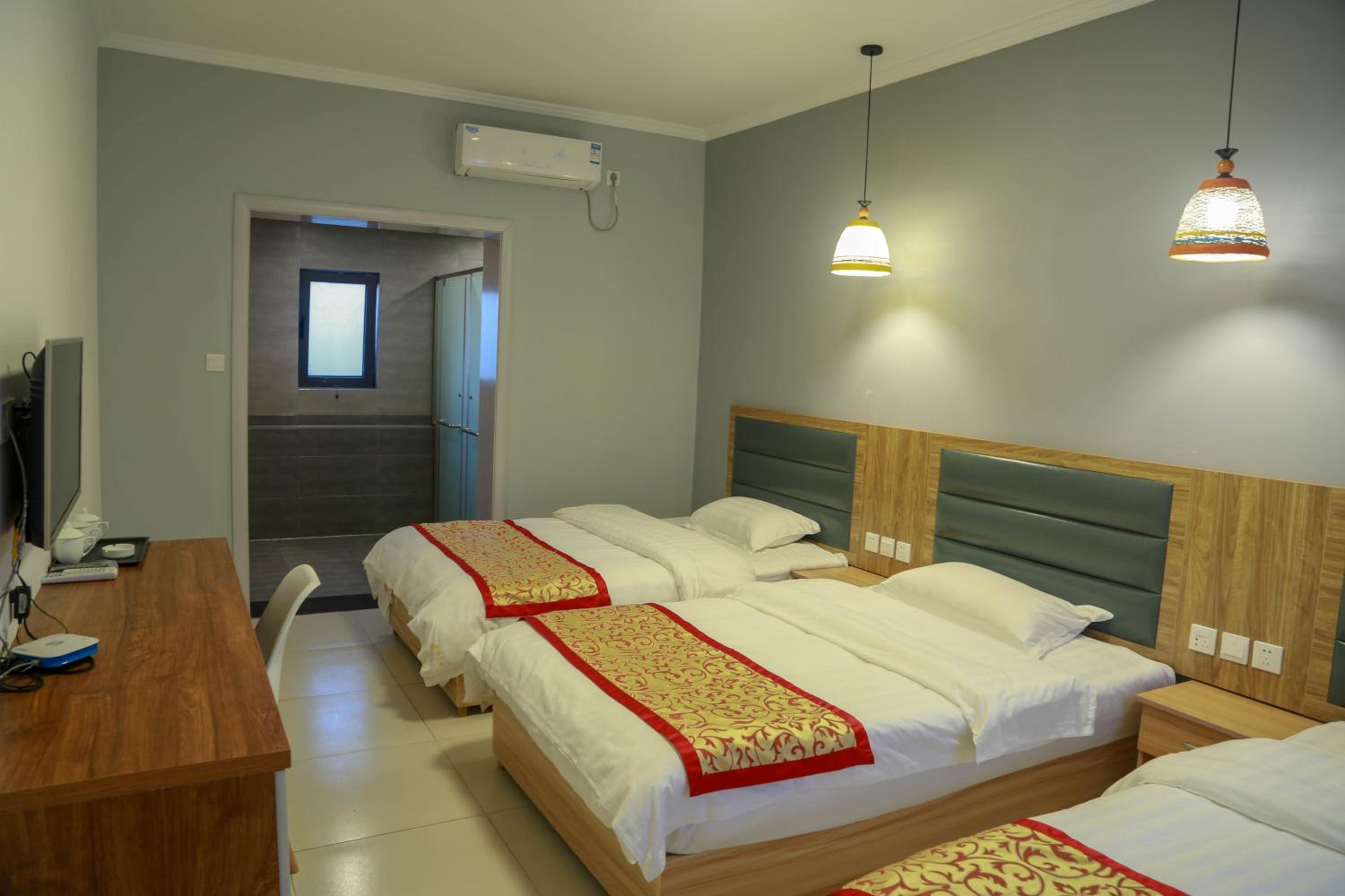 Triple Room with Garden View photo 2