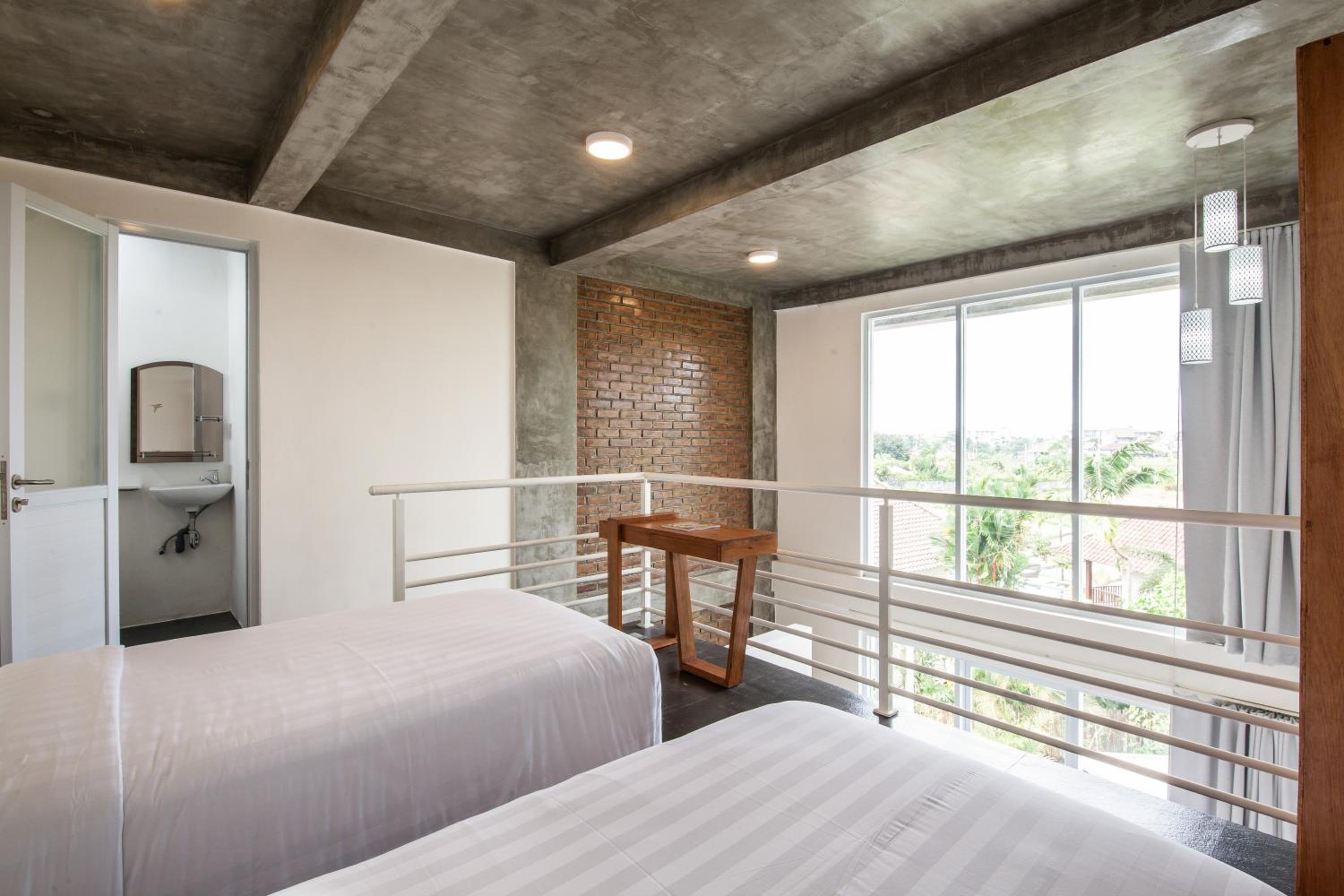 Premium Quadruple Room - Photo 2