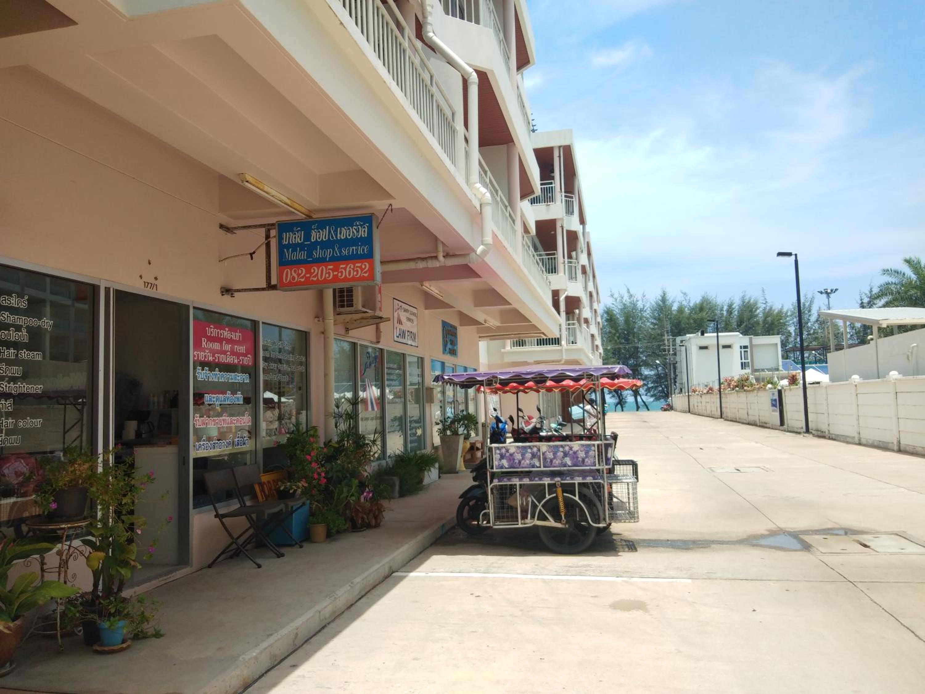 Apartment with Sea View photo 2