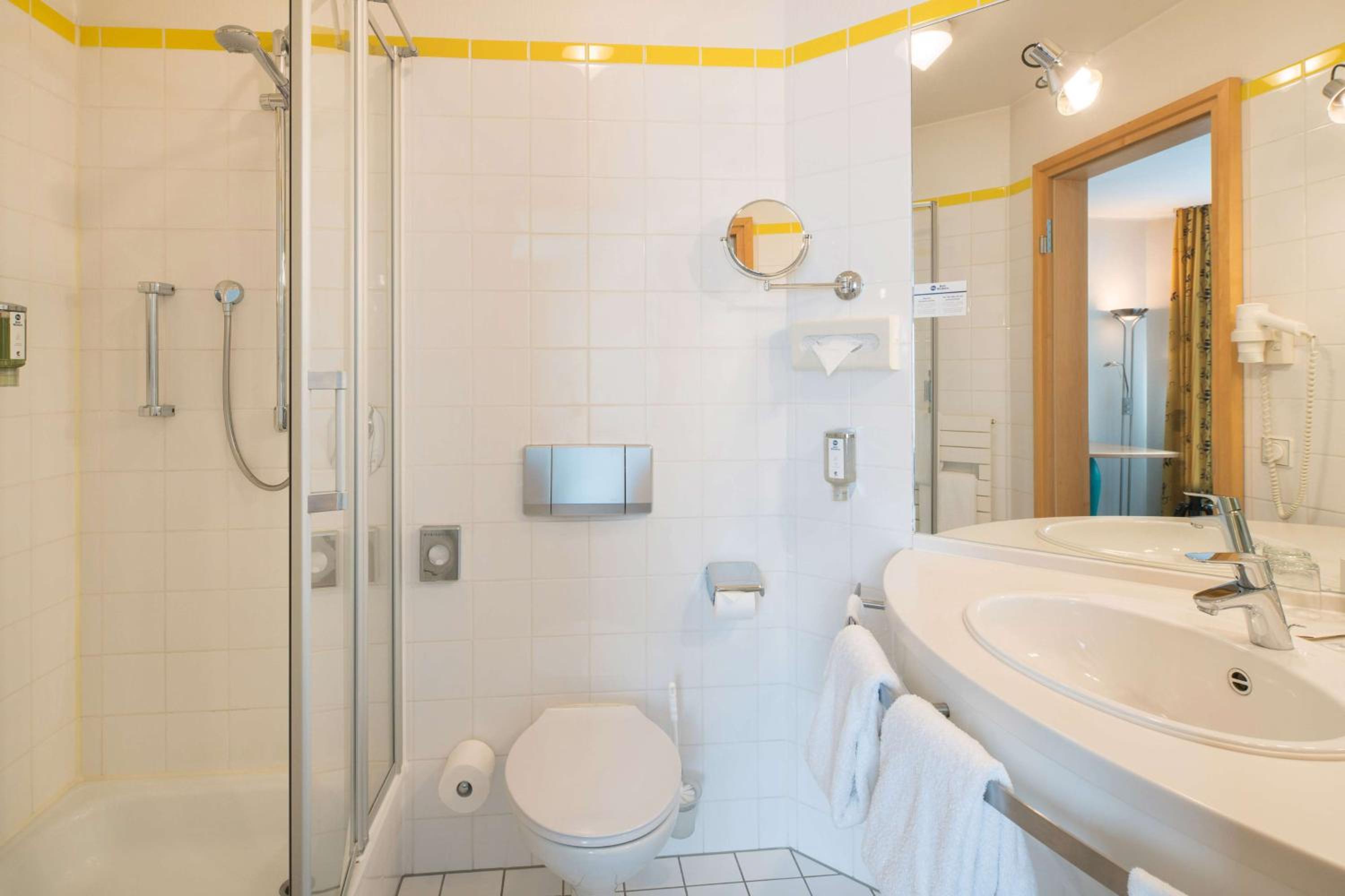 Business Double Room with Two Single Beds photo 2