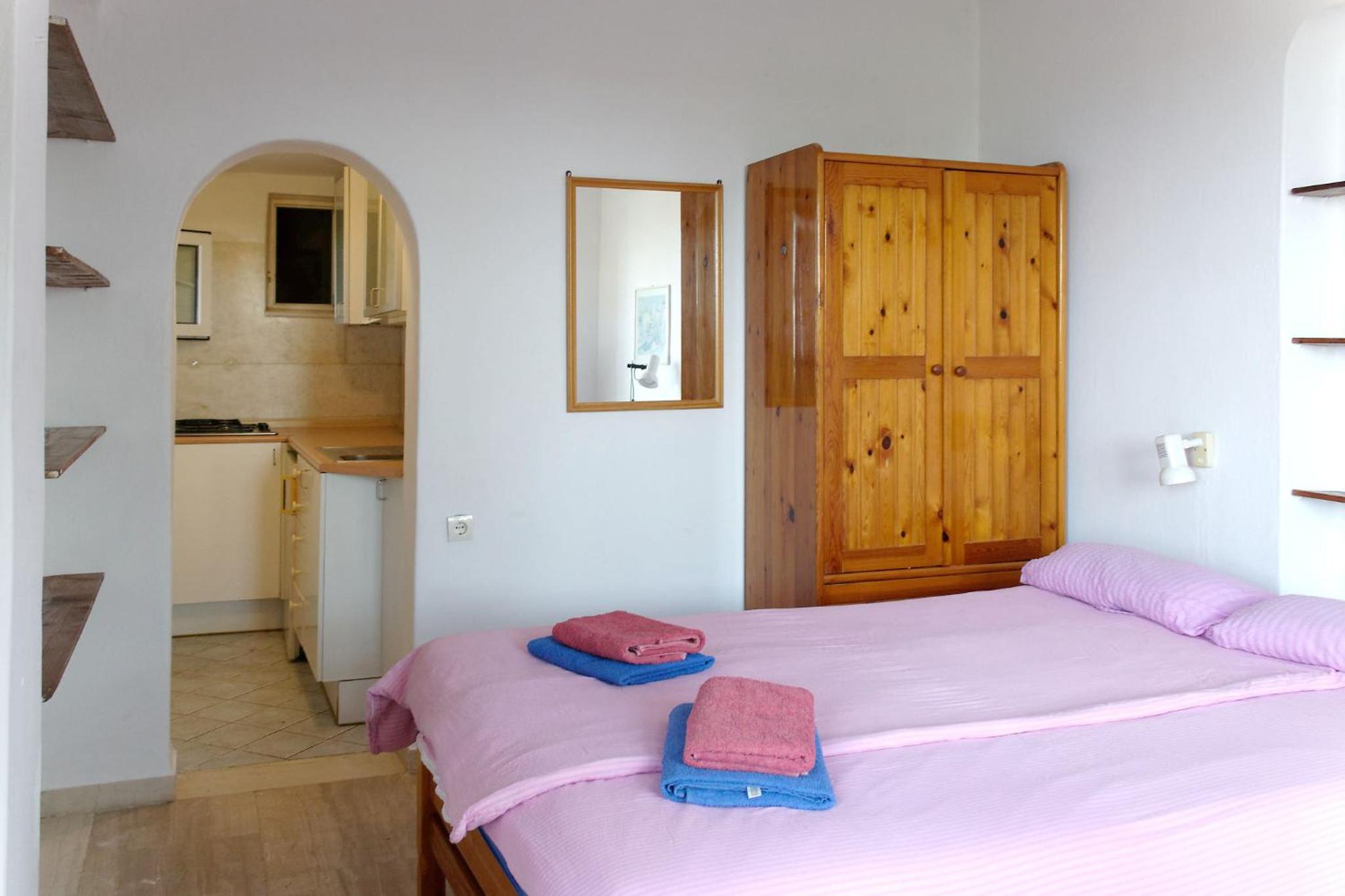 Studio Apartment with Sea View photo 3
