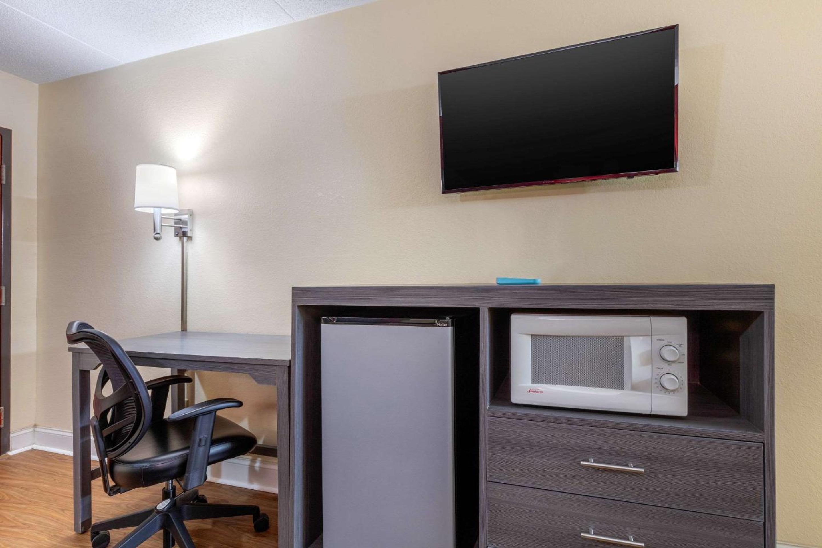 Double Room with Two Double Beds - Smoking