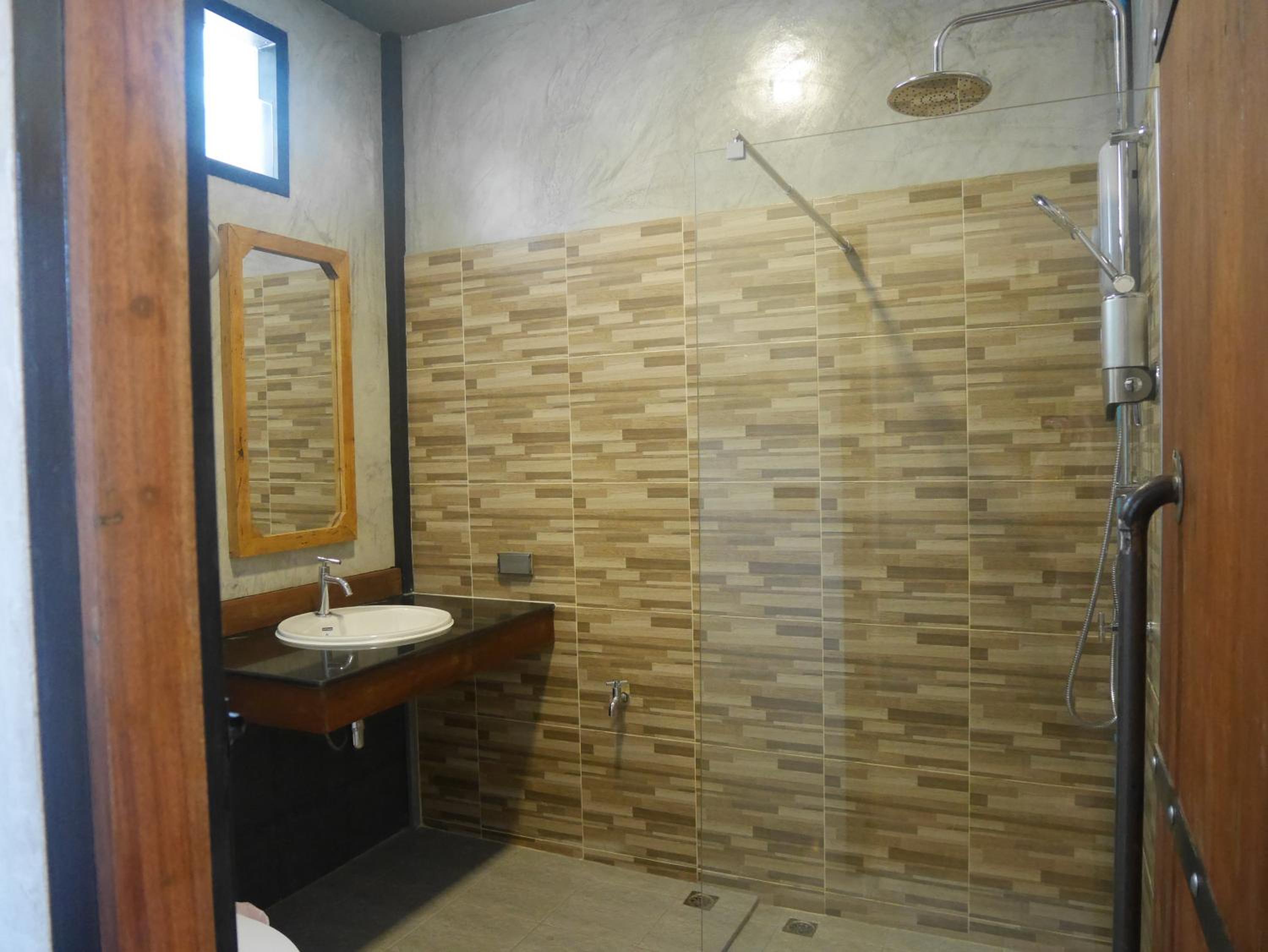 Studio Apartment - Photo 7