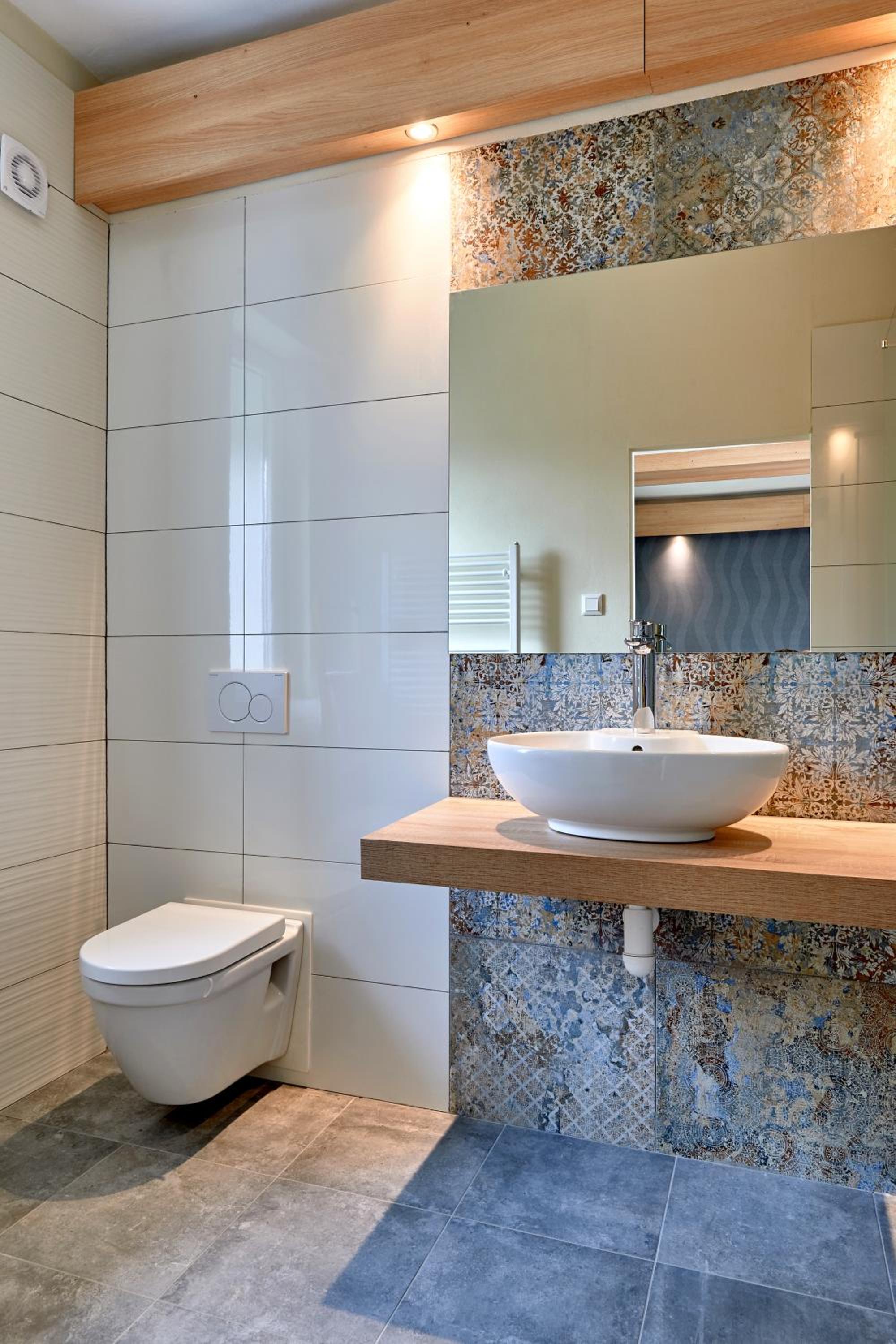 Quadruple Room with Balcony - Photo 4