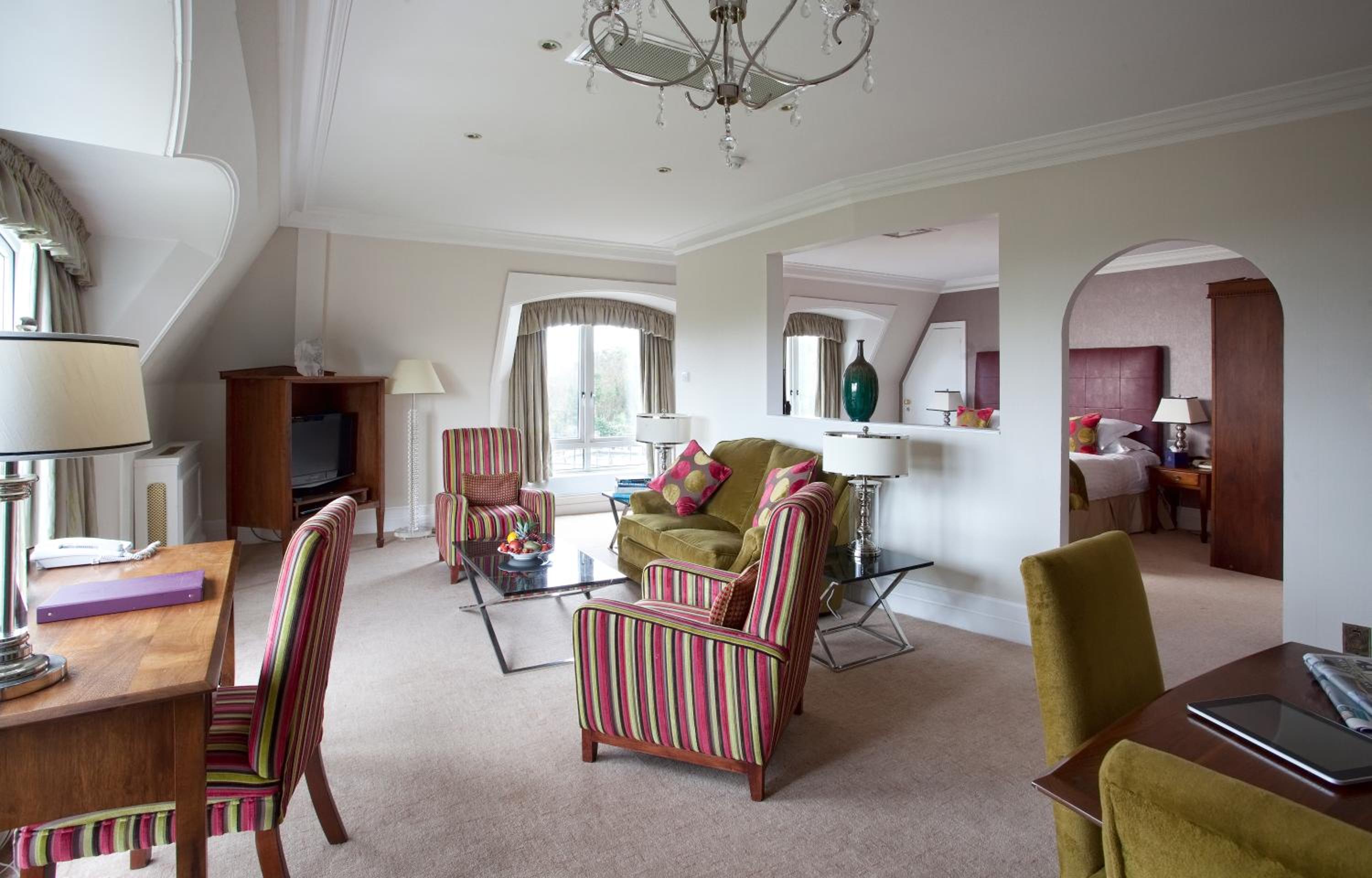 Estate Suite - Photo 1