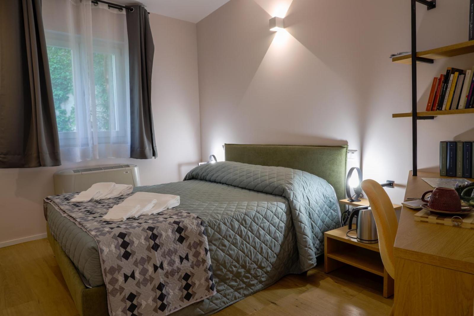 Deluxe Double Room - Photo 1