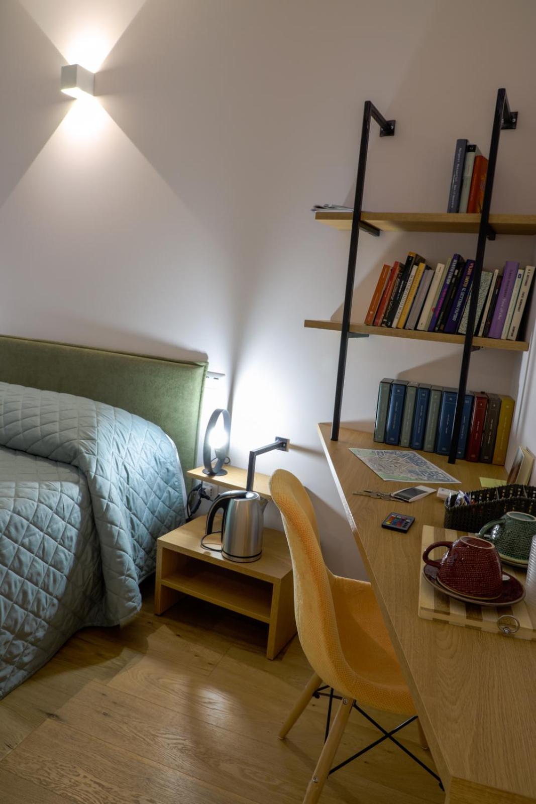 Deluxe Double Room - Photo 2