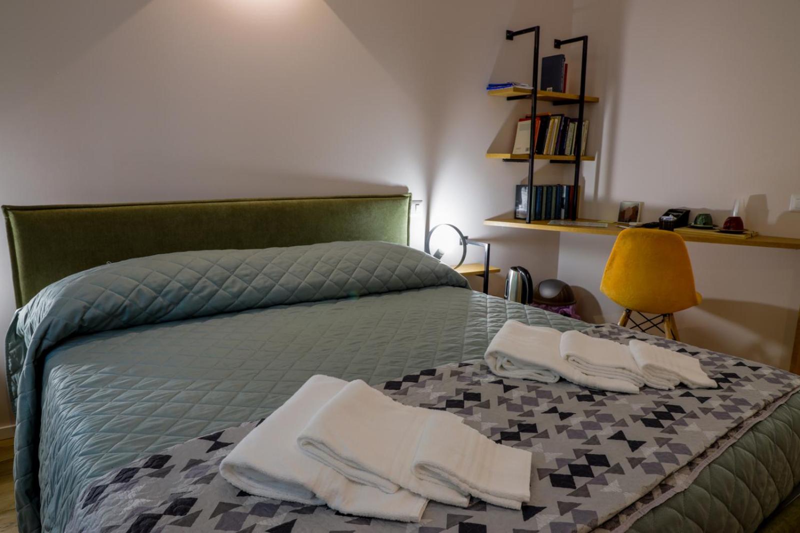 Deluxe Double Room - Photo 7