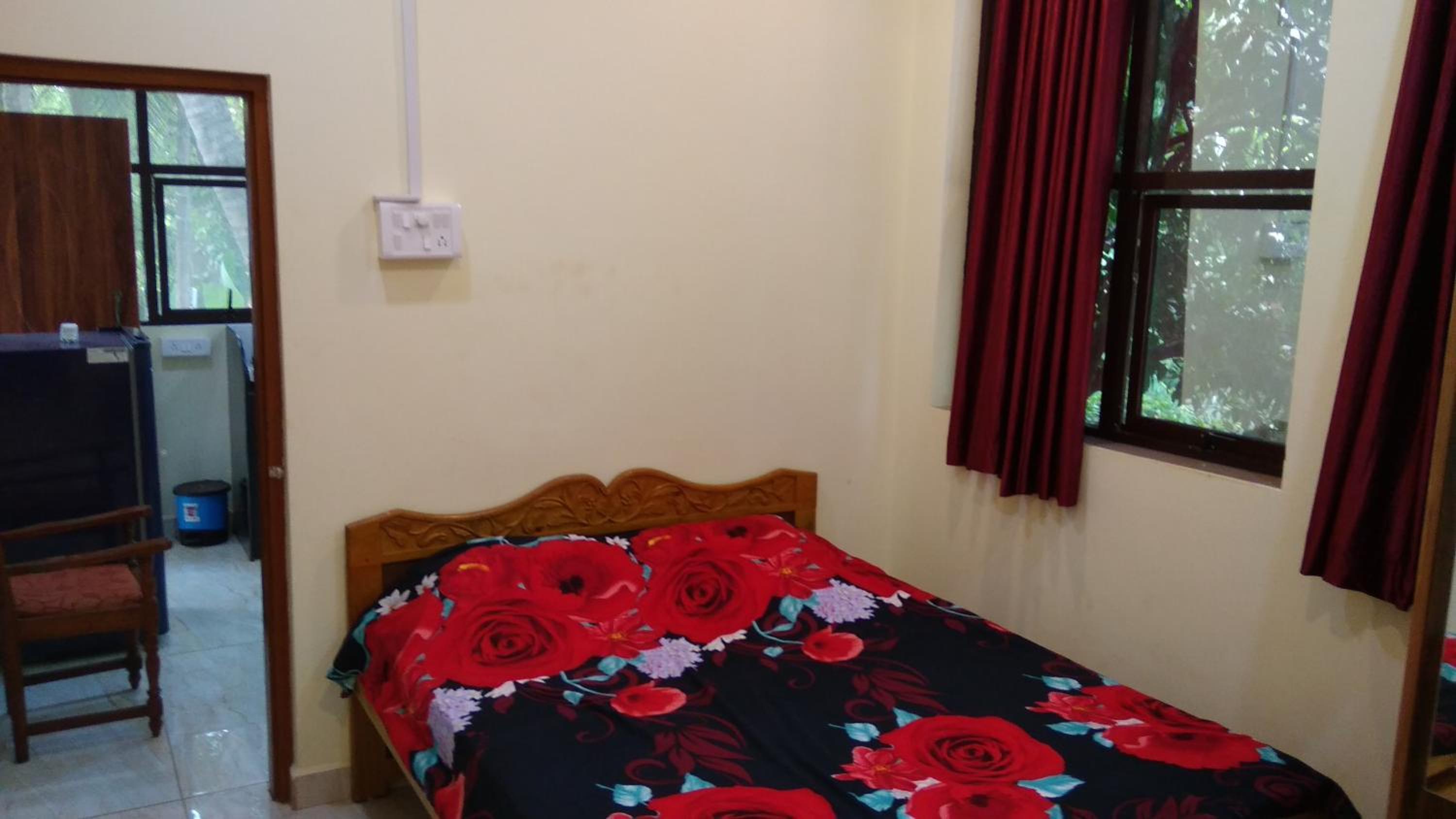 One-Bedroom House photo 1