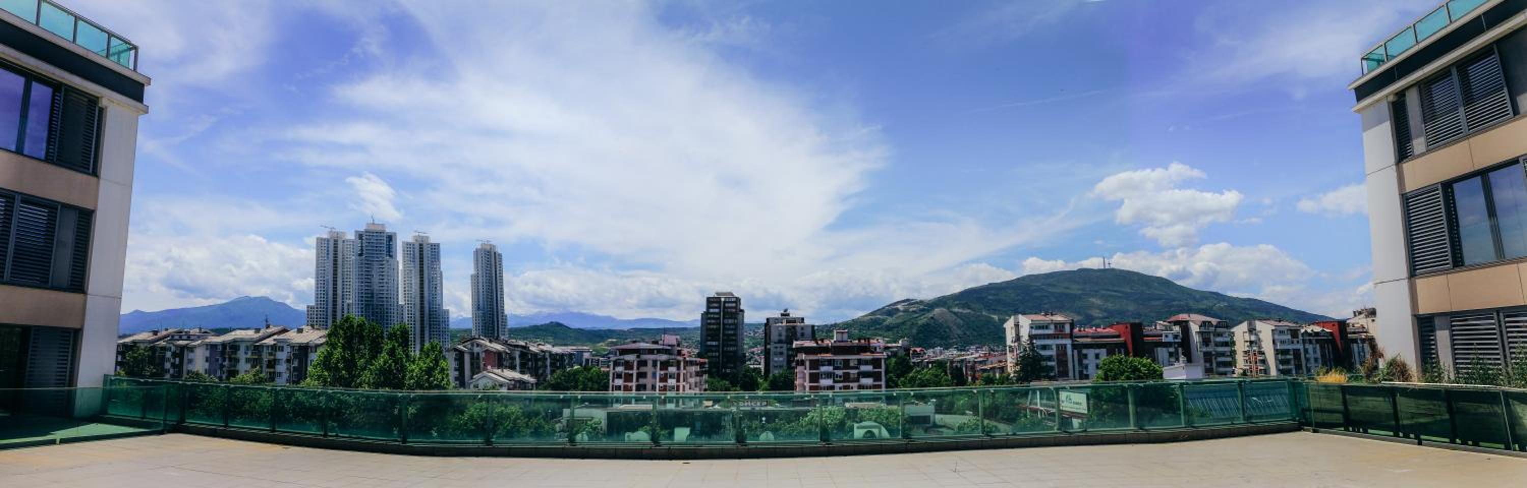 Apartment with Terrace - Photo 20