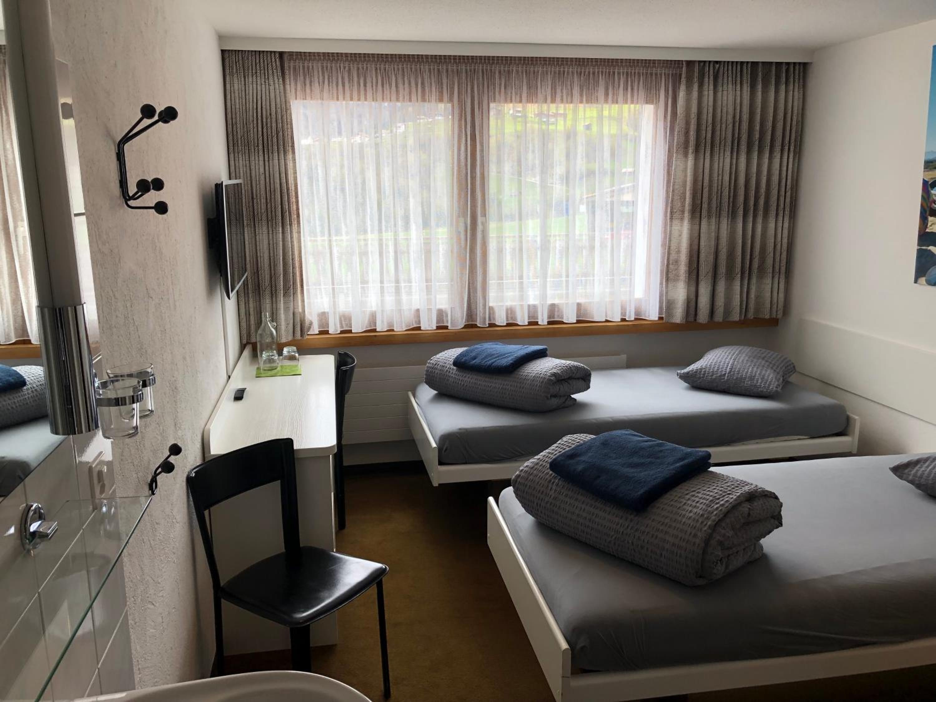 Standard Double Room - Photo 2