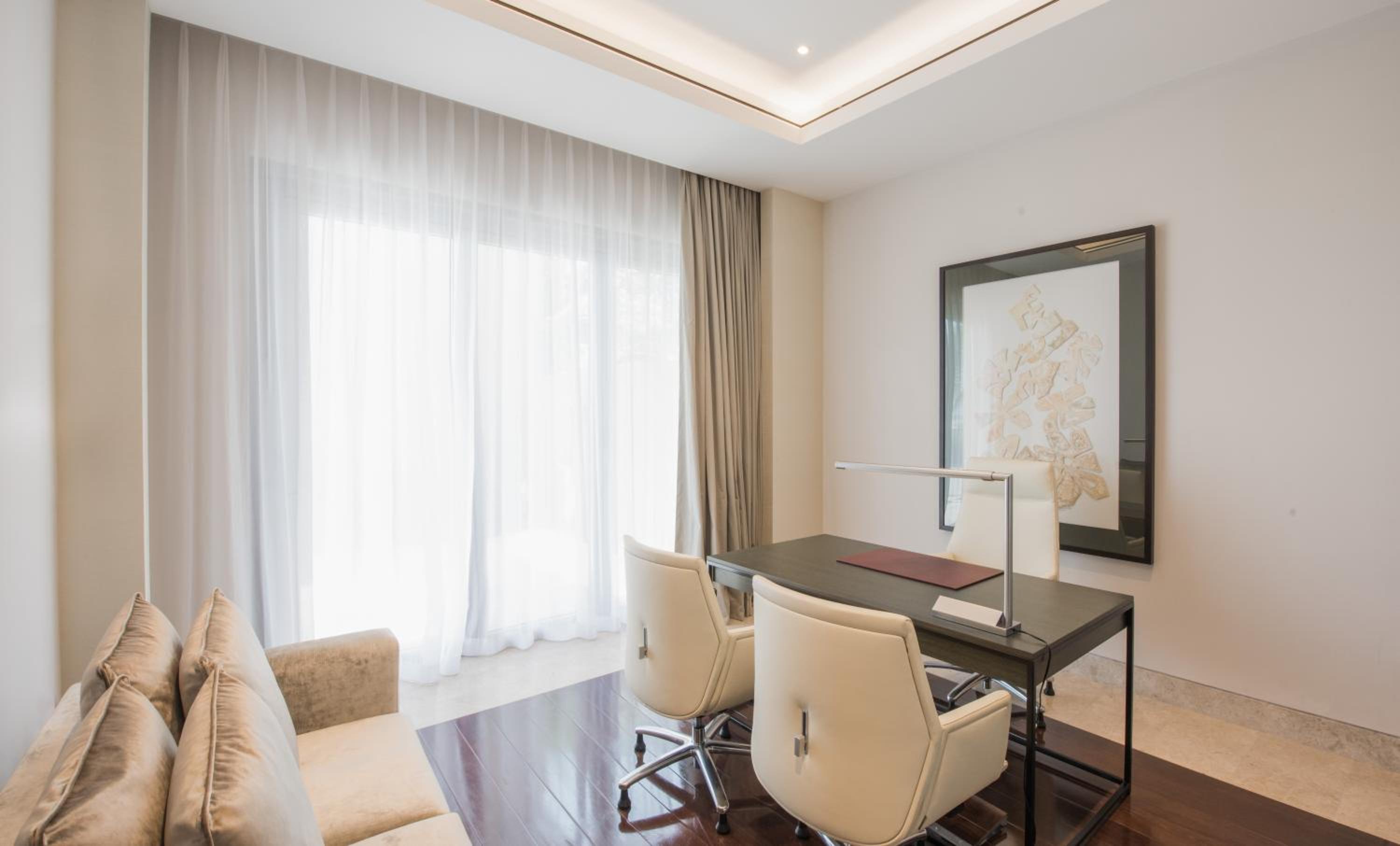 Royal Suite photo 3