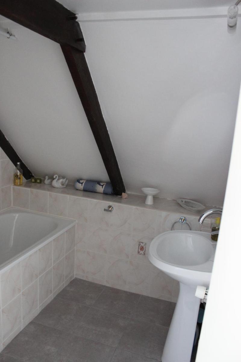 Two-Bedroom House photo 3