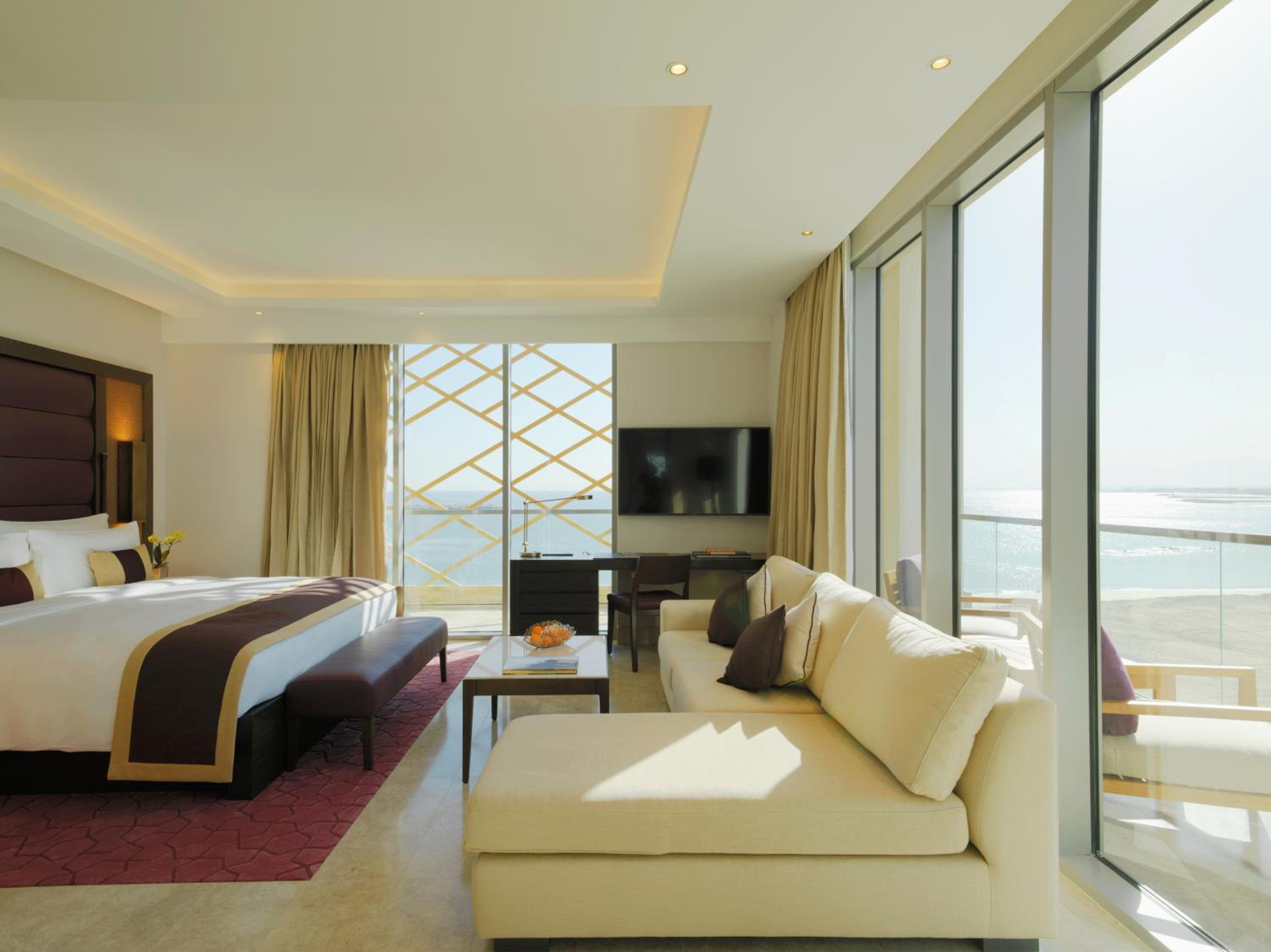 Grand Deluxe Sea View King