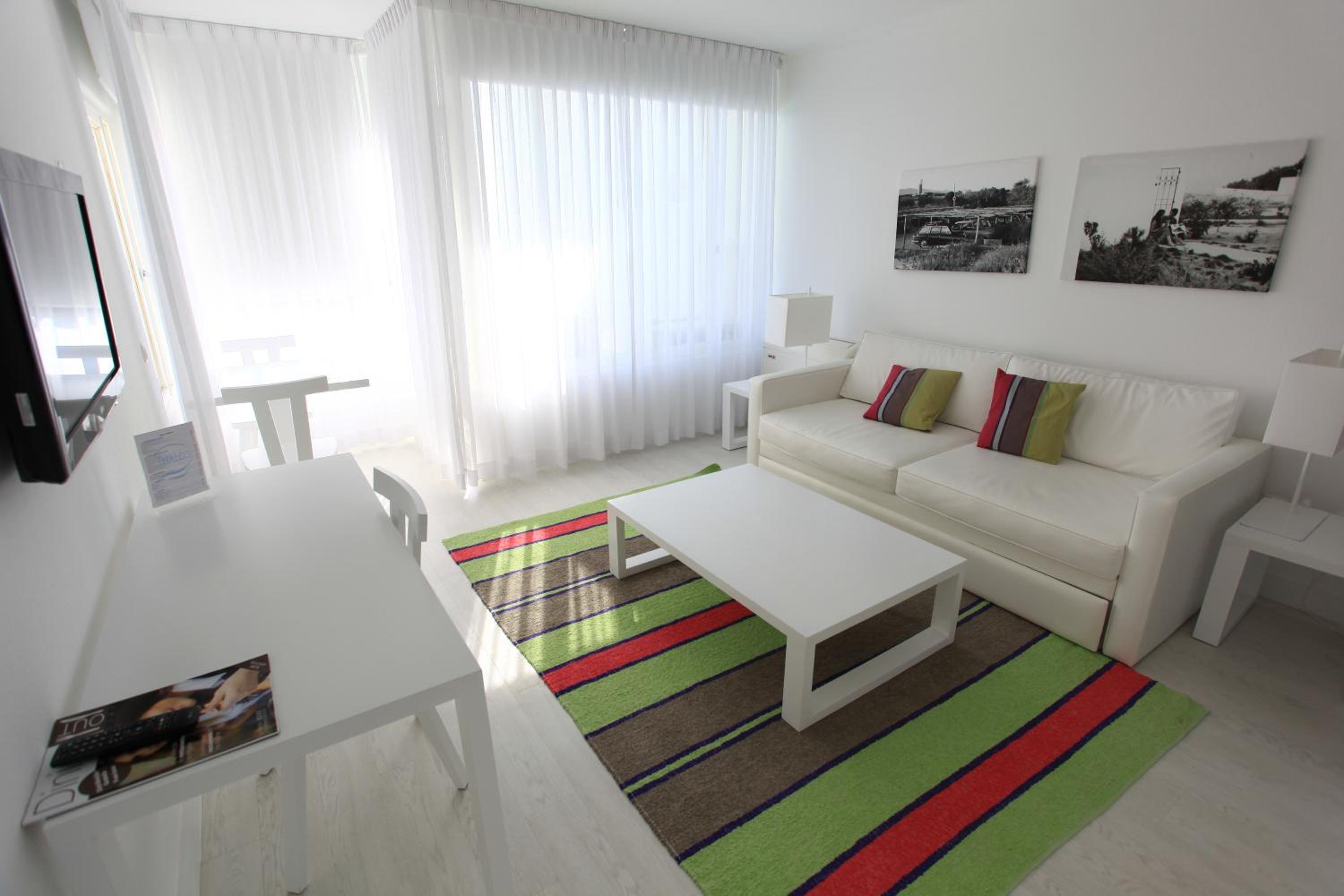 Two-Bedroom Apartment - Photo 1