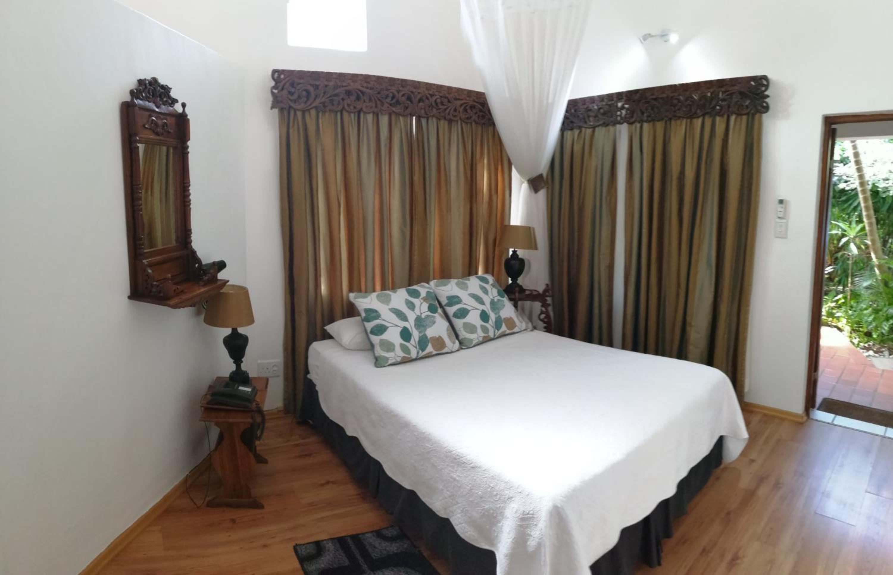 Deluxe Single Room