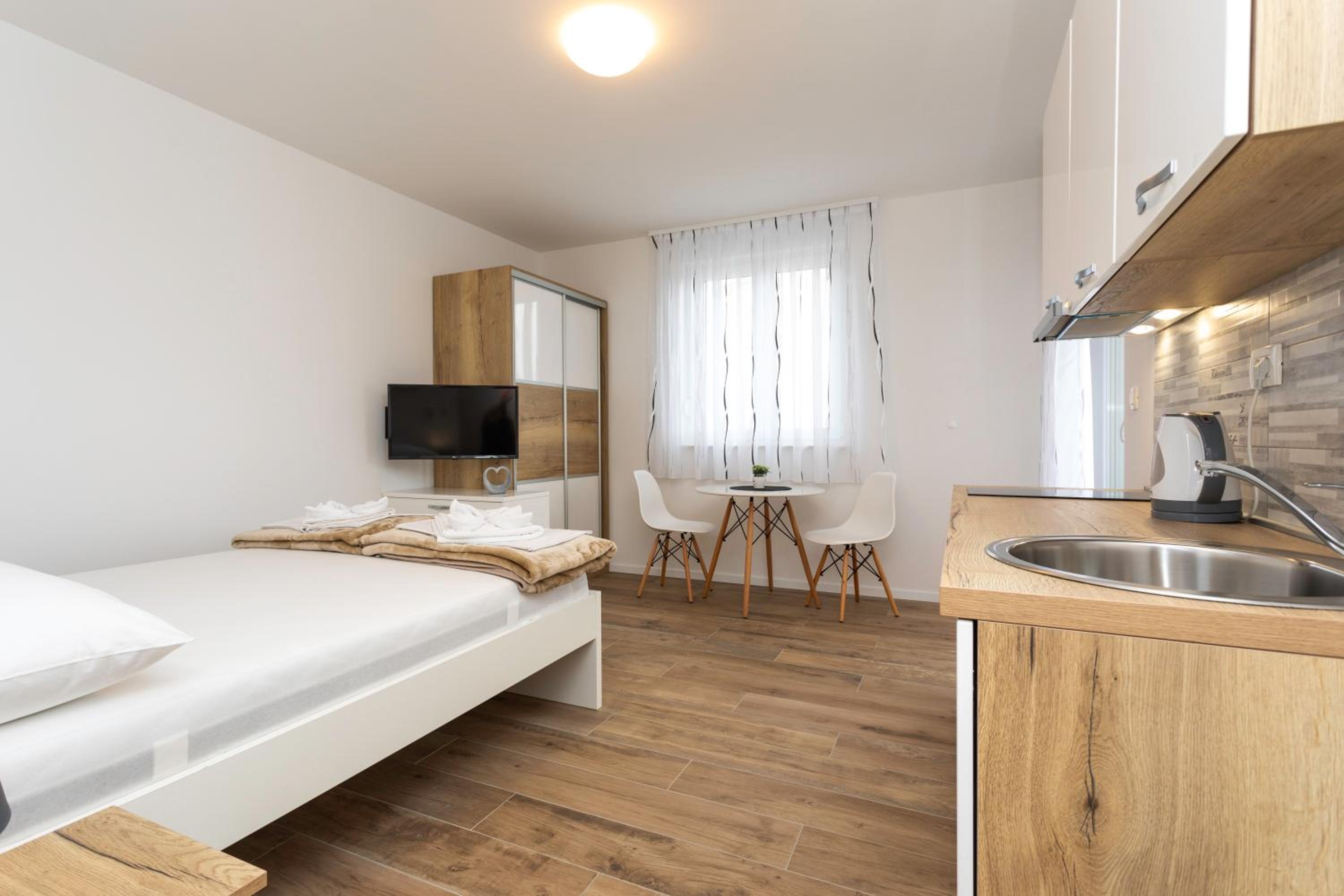 Studio Apartment with Sea View