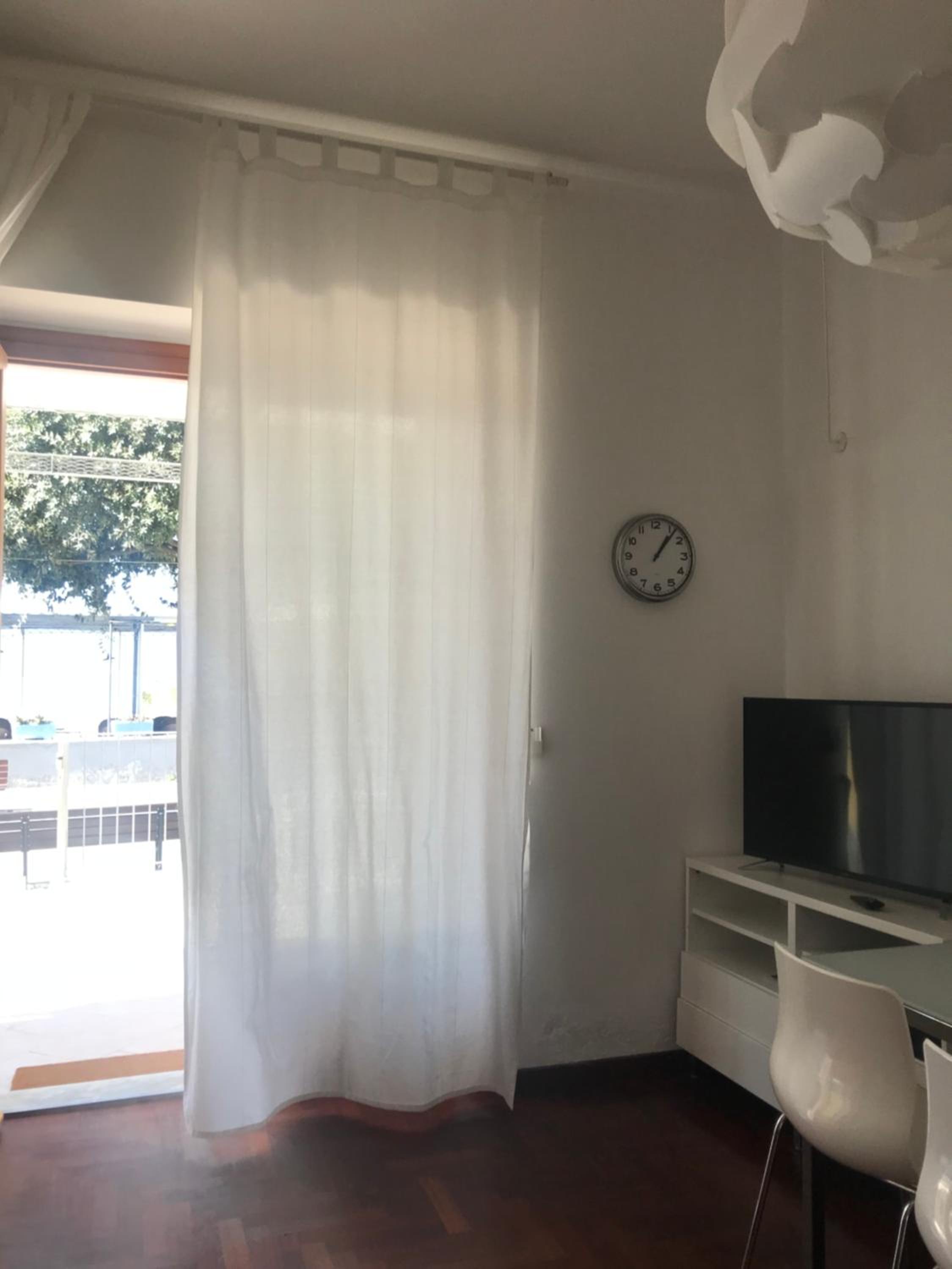 One-Bedroom Apartment with Balcony photo 2