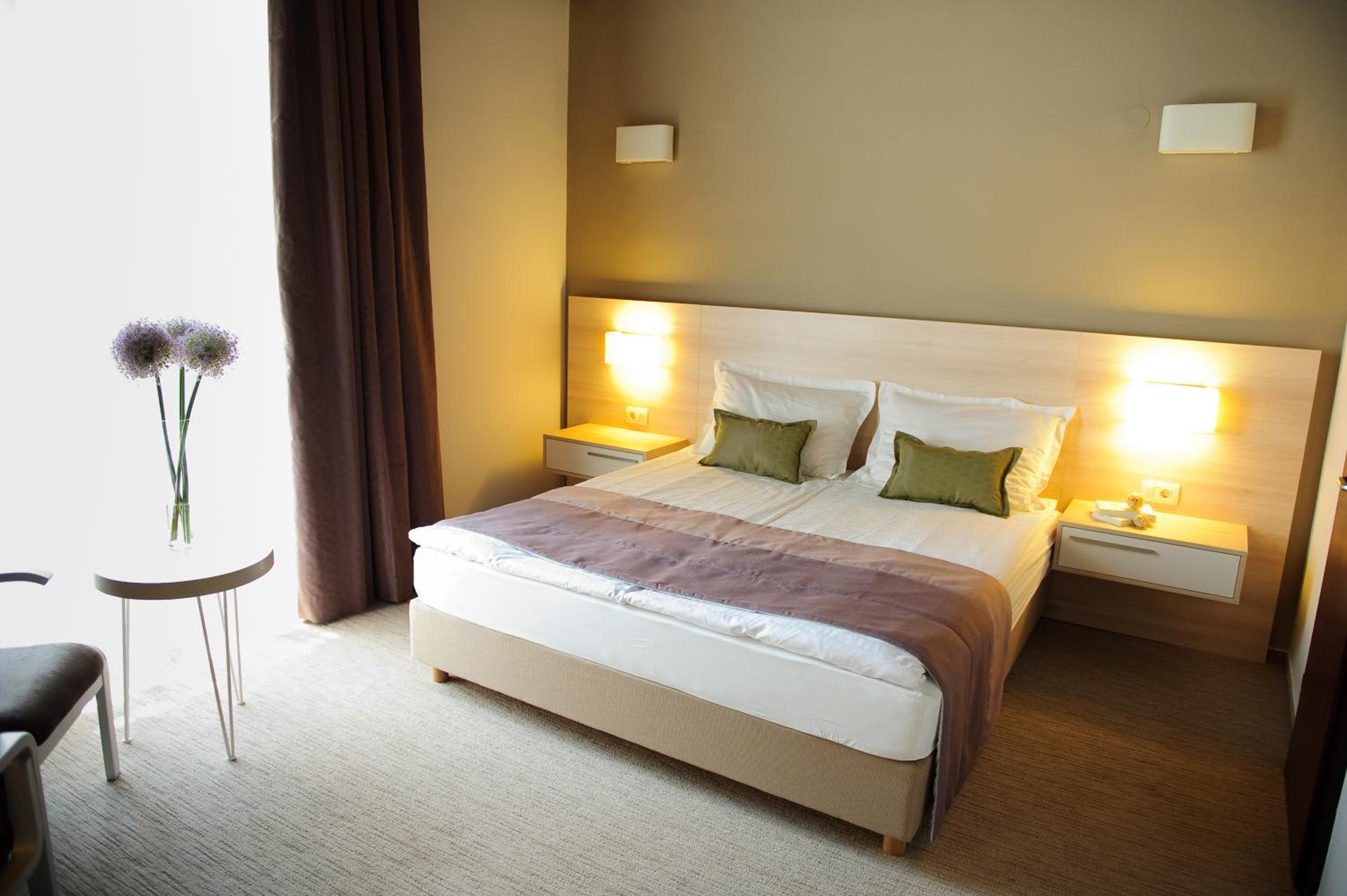 Double Room - Photo 5