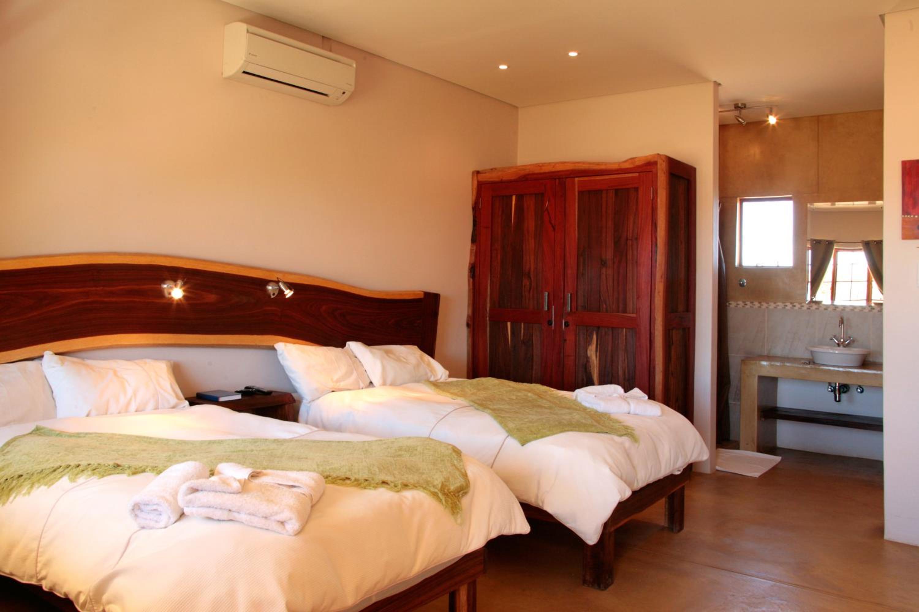 Luxury Twin Room photo 1