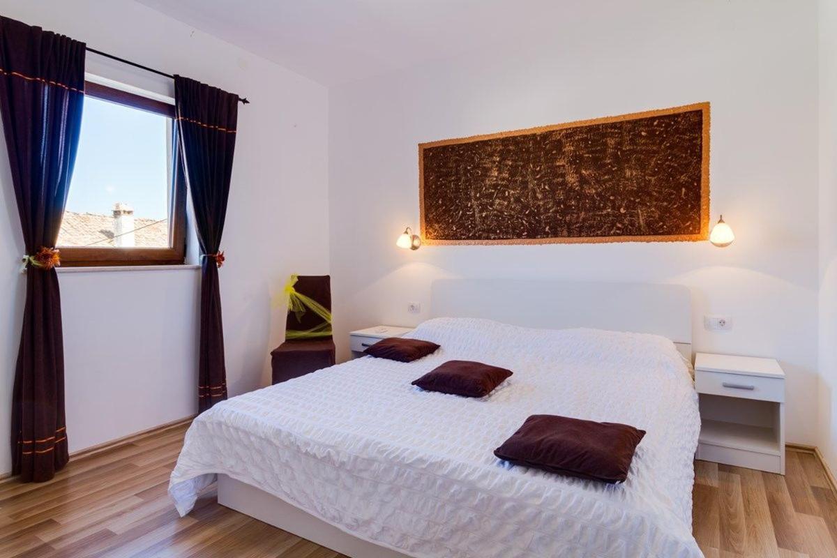 Three-Bedroom Holiday Home  photo 1