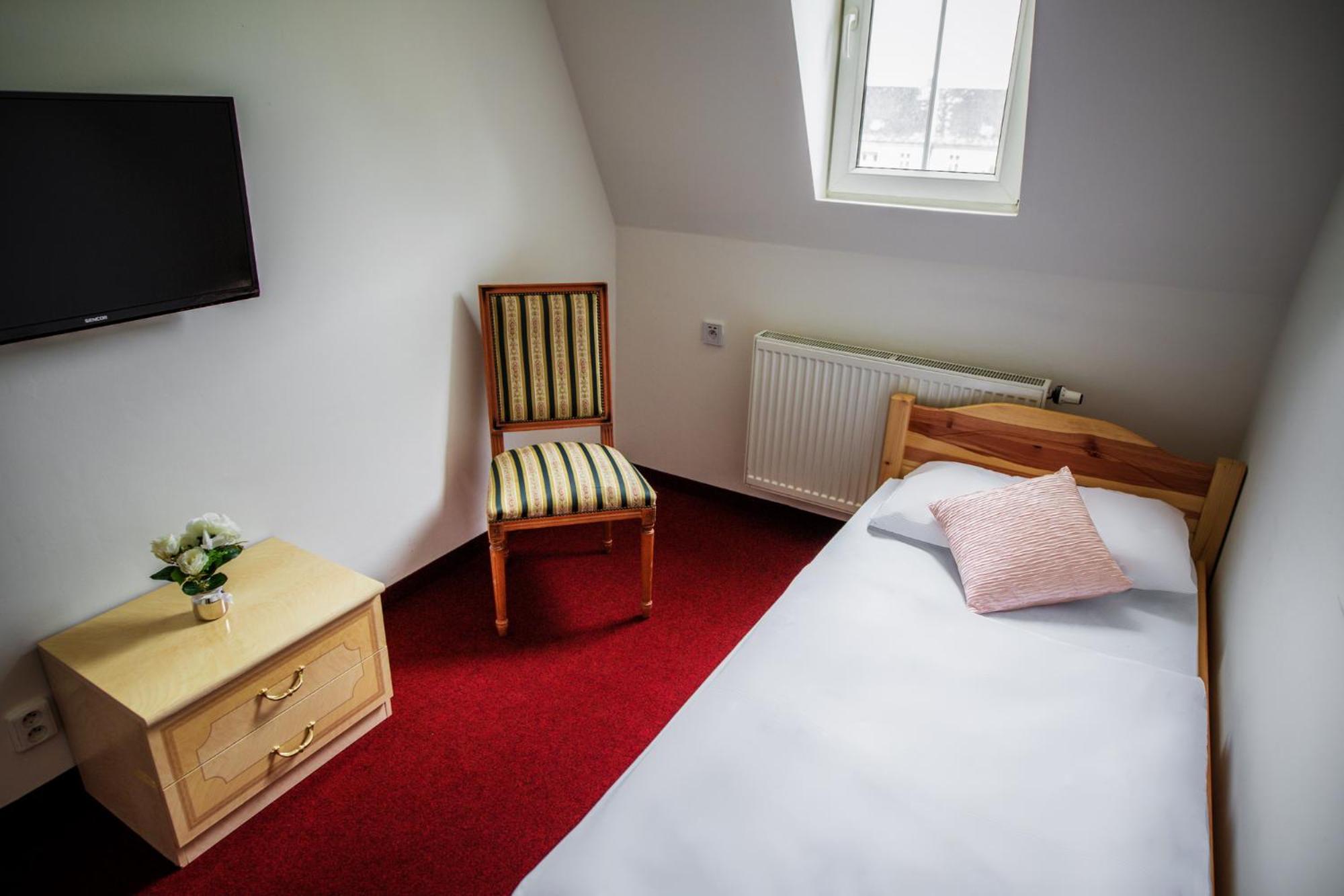 Twin Room photo 1