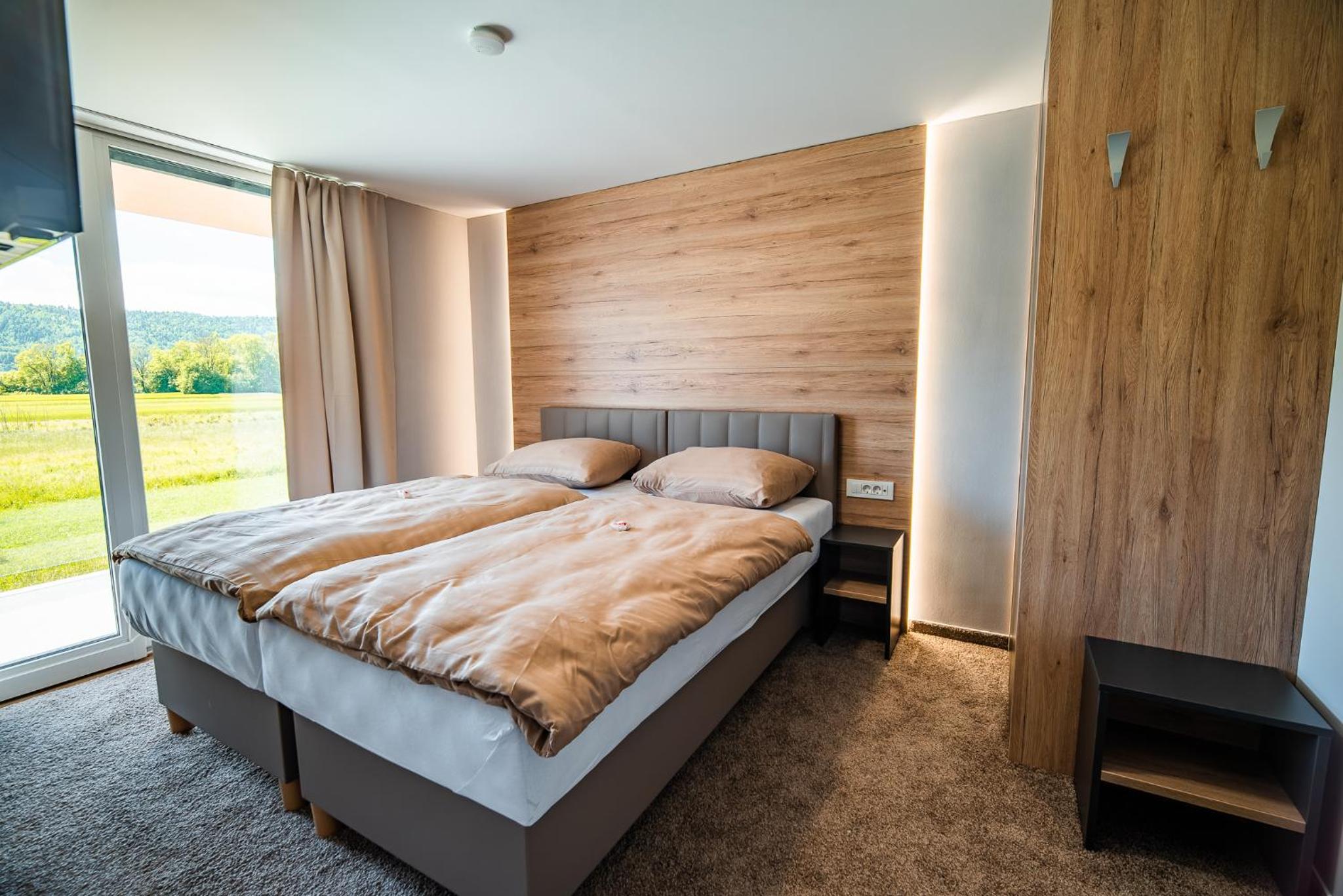Twin Room - Photo 1