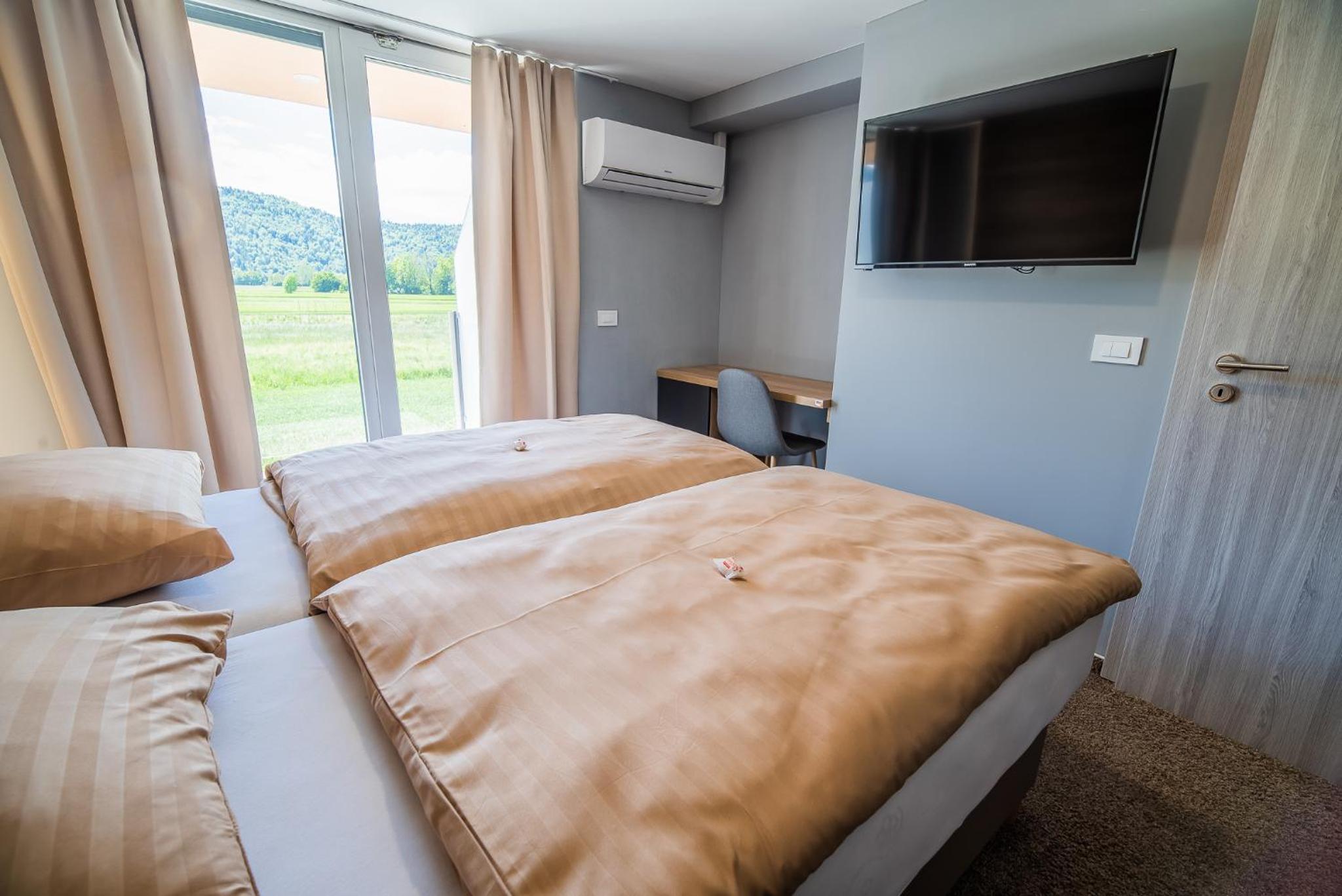 Double Room - Photo 1
