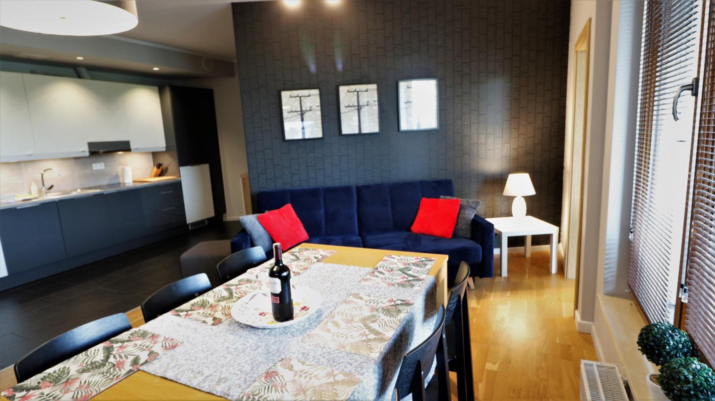 Three-Bedroom Apartment (1 - 10 Adults) - Photo 64