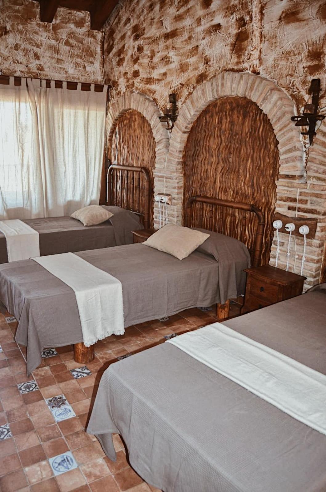 Three-Bedroom House - Photo 2