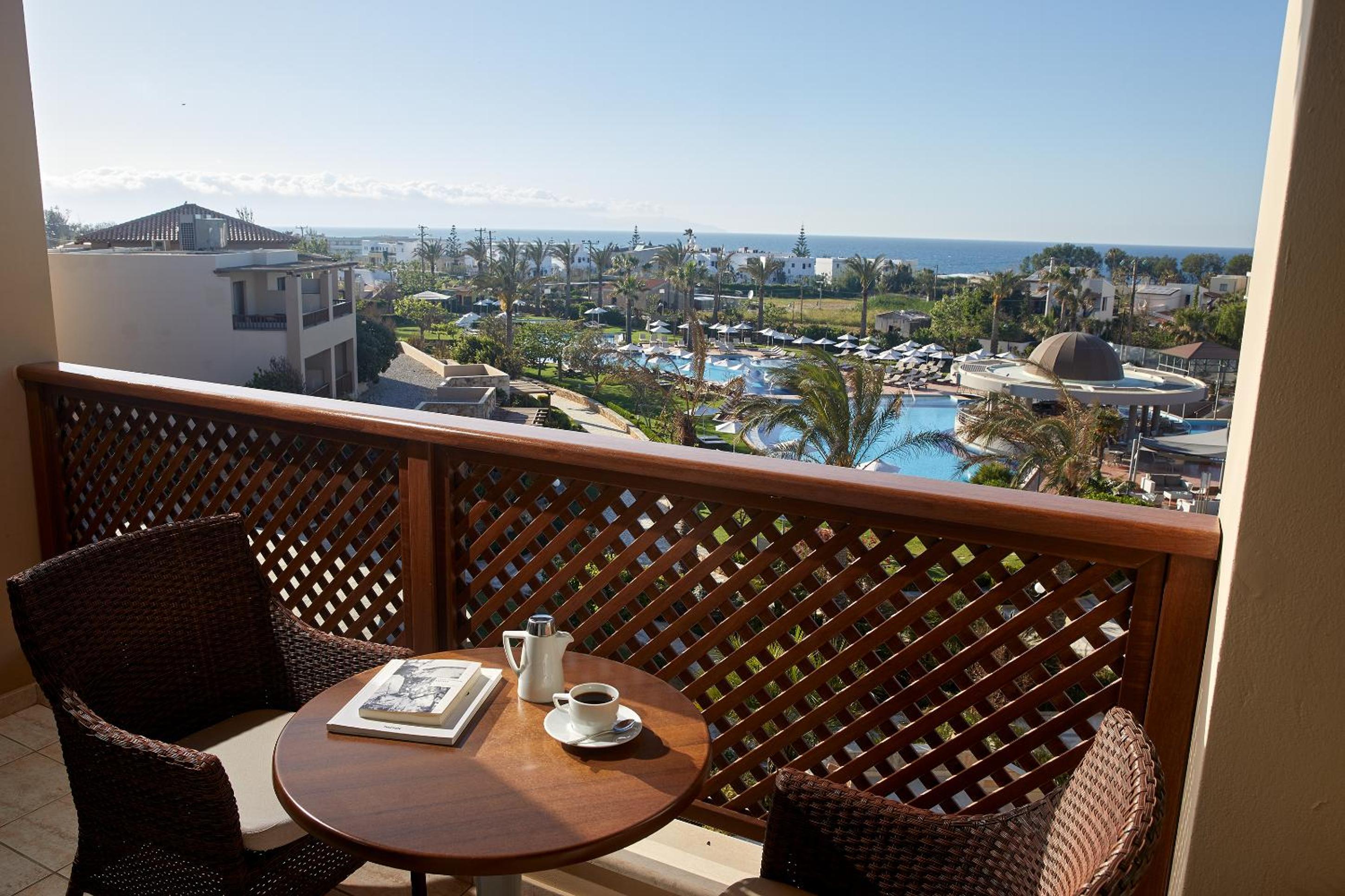 Double Pool View - Photo 5