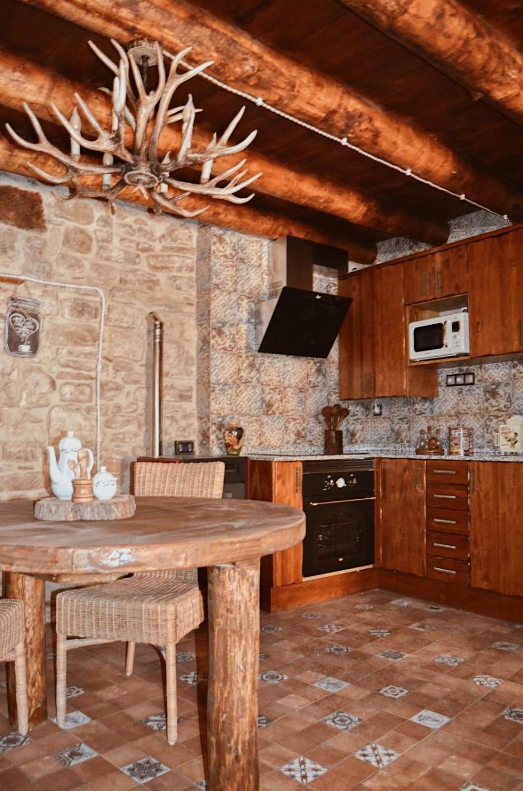 Three-Bedroom House - Photo 23