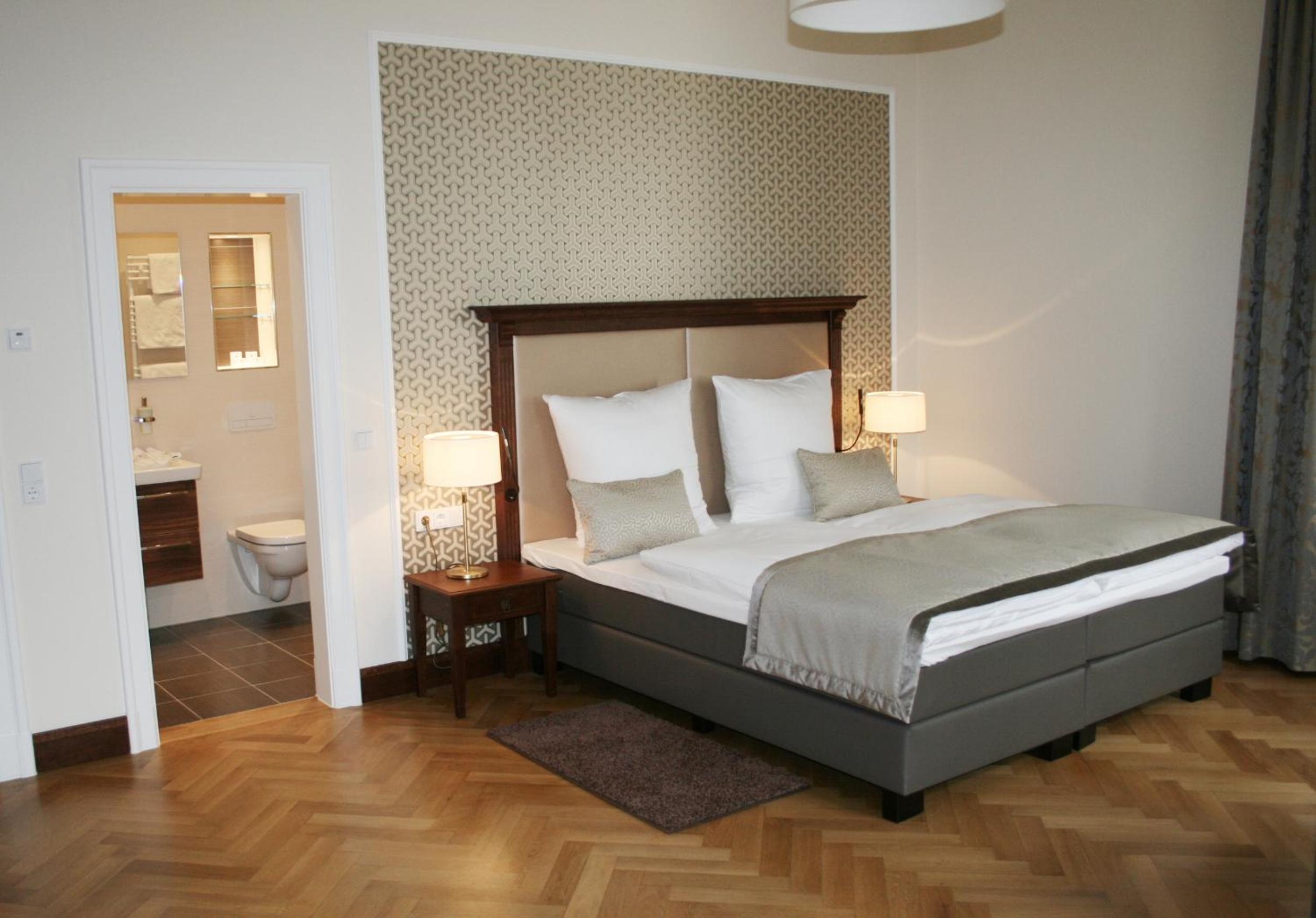 Deluxe Double Room - Photo 1
