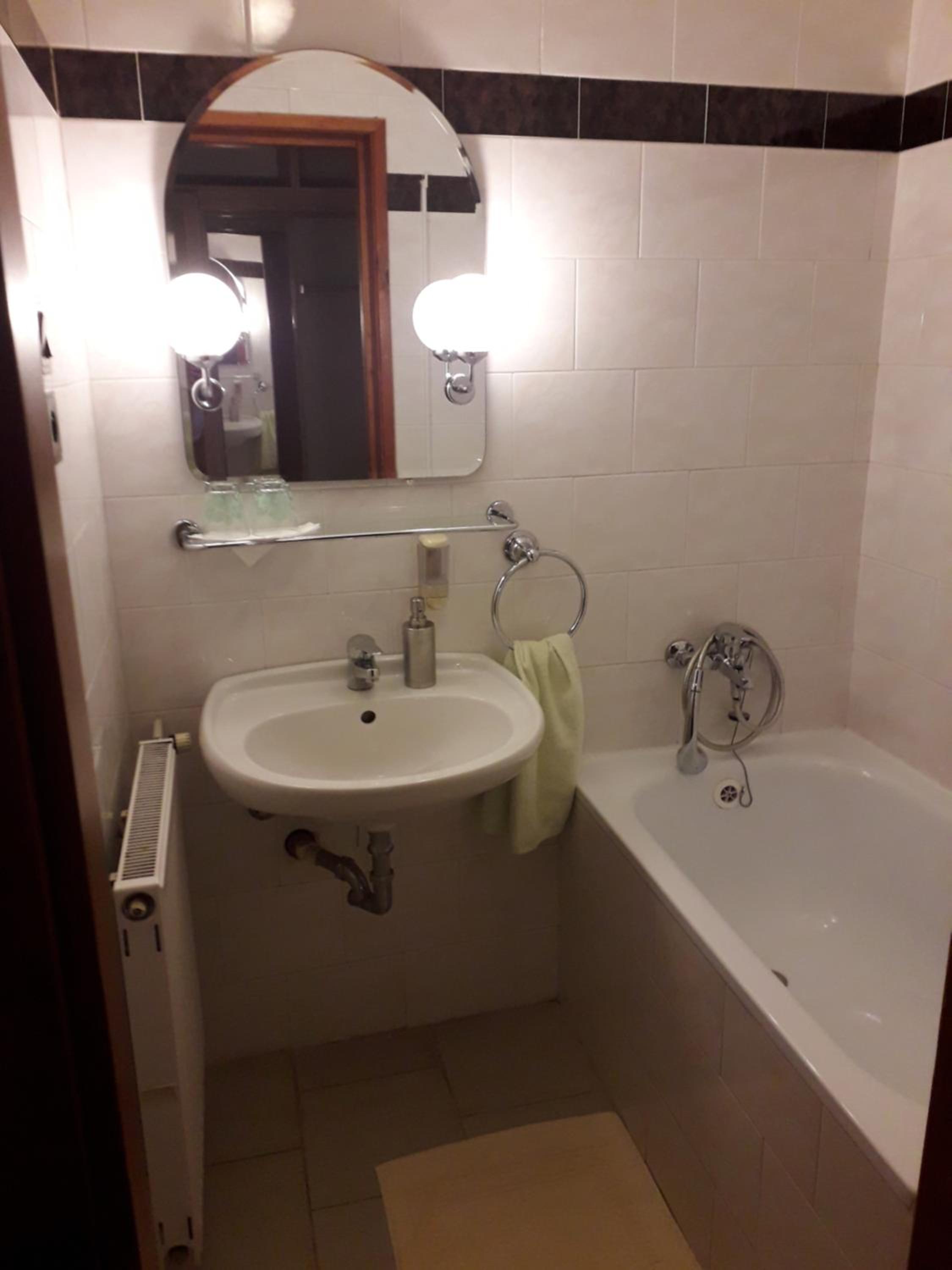 Deluxe Double Room photo 2