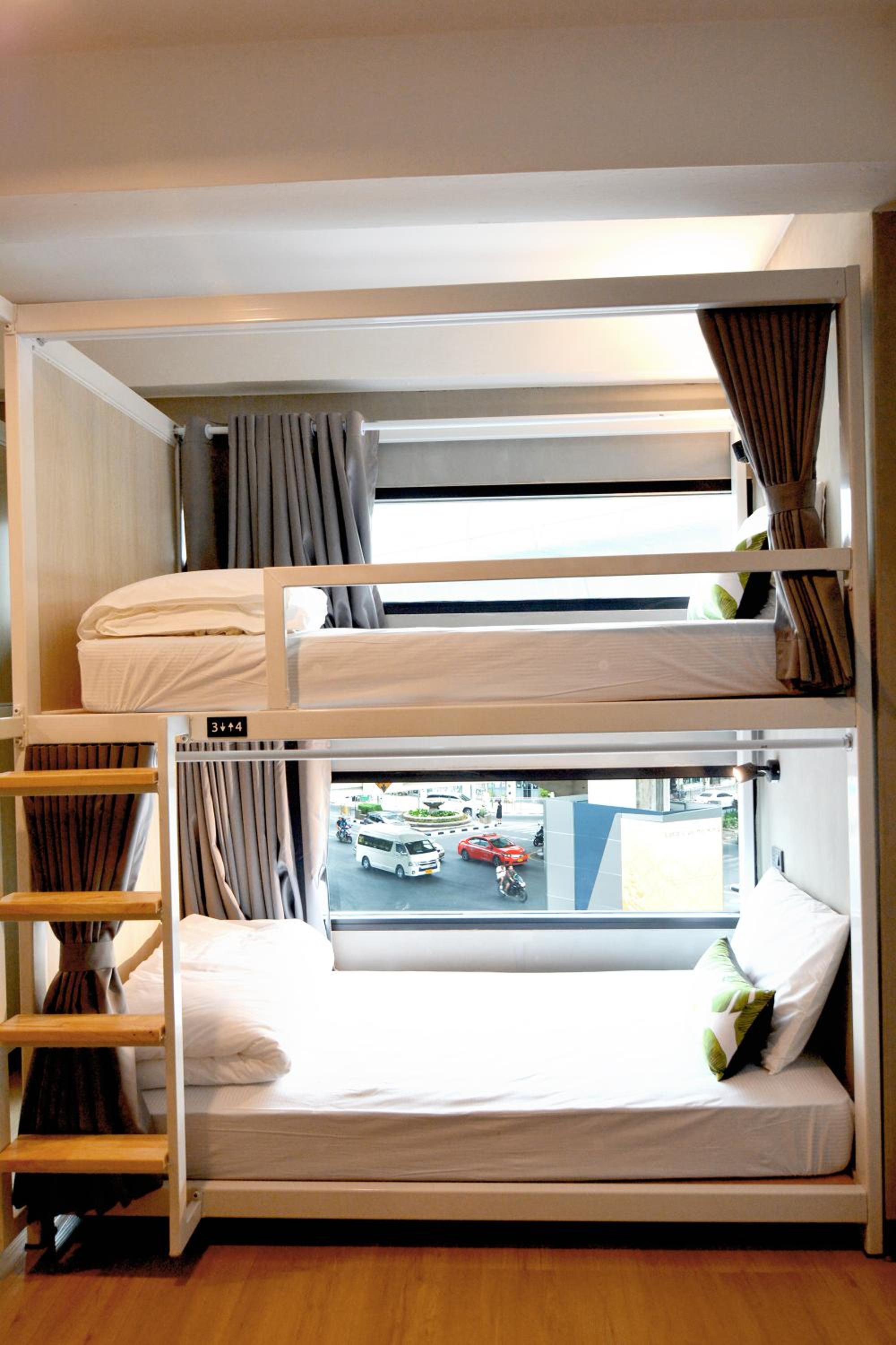 Cama em Dormitório Feminino de 6 Camas