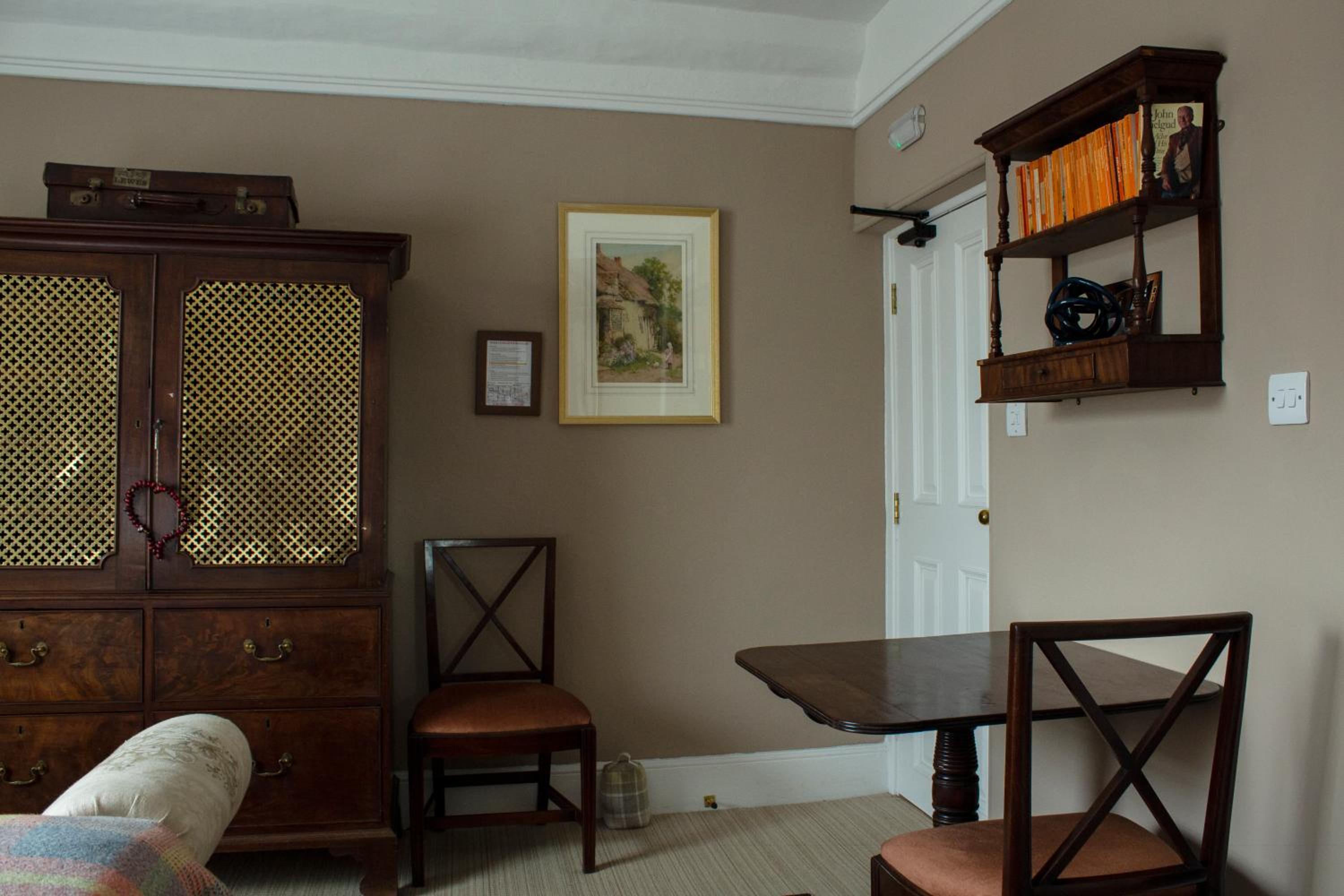 Double Room - Photo 6