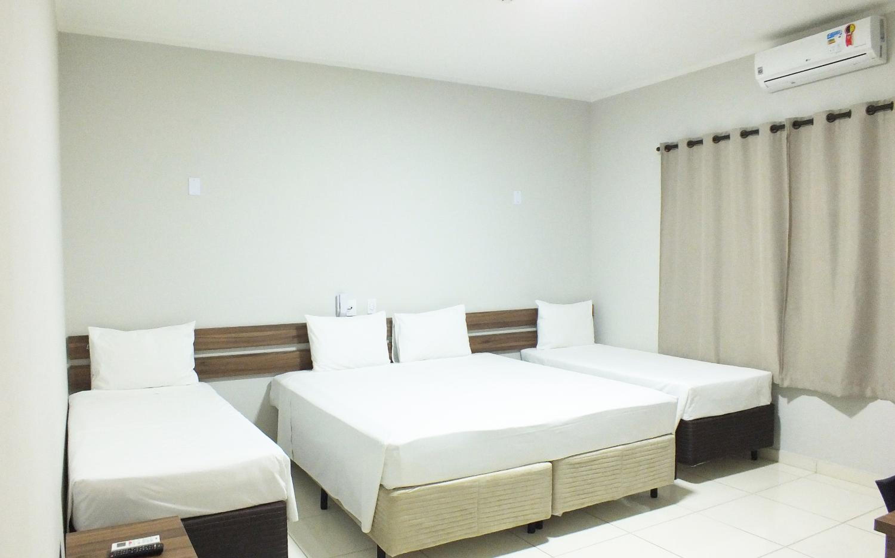 Triple Room with Private Bathroom