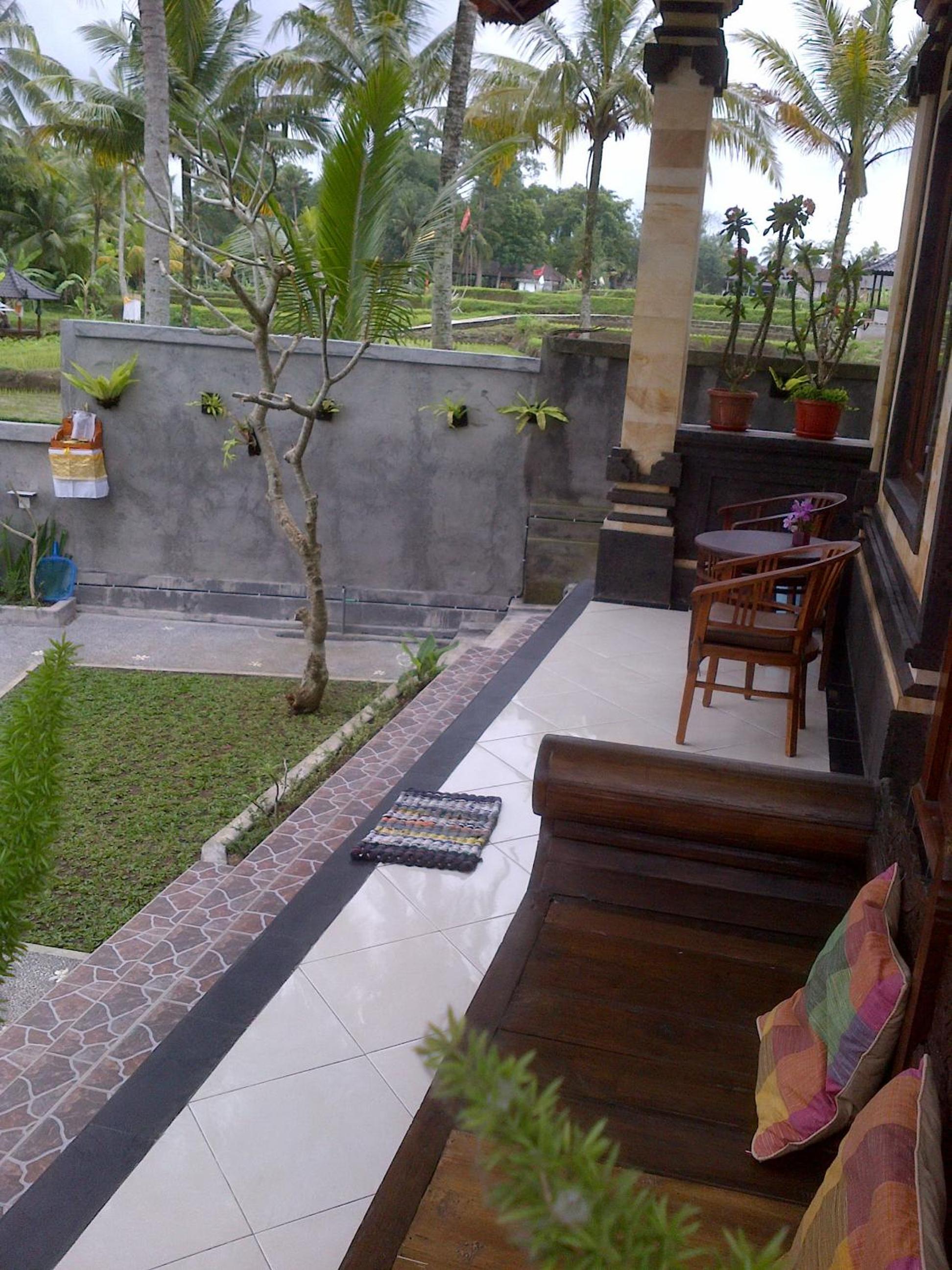 Family Room - Photo 9