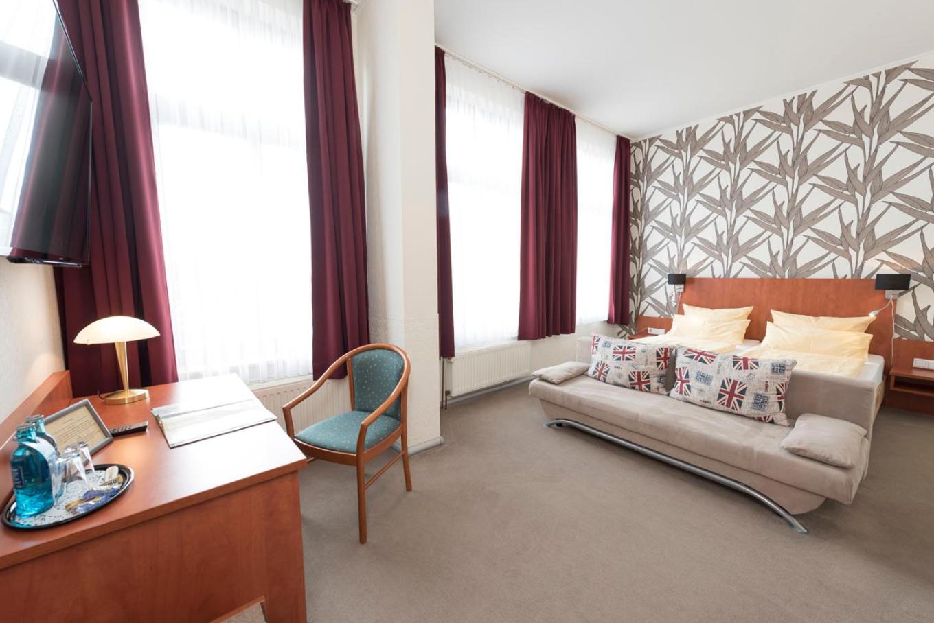 Deluxe Double Room photo 3