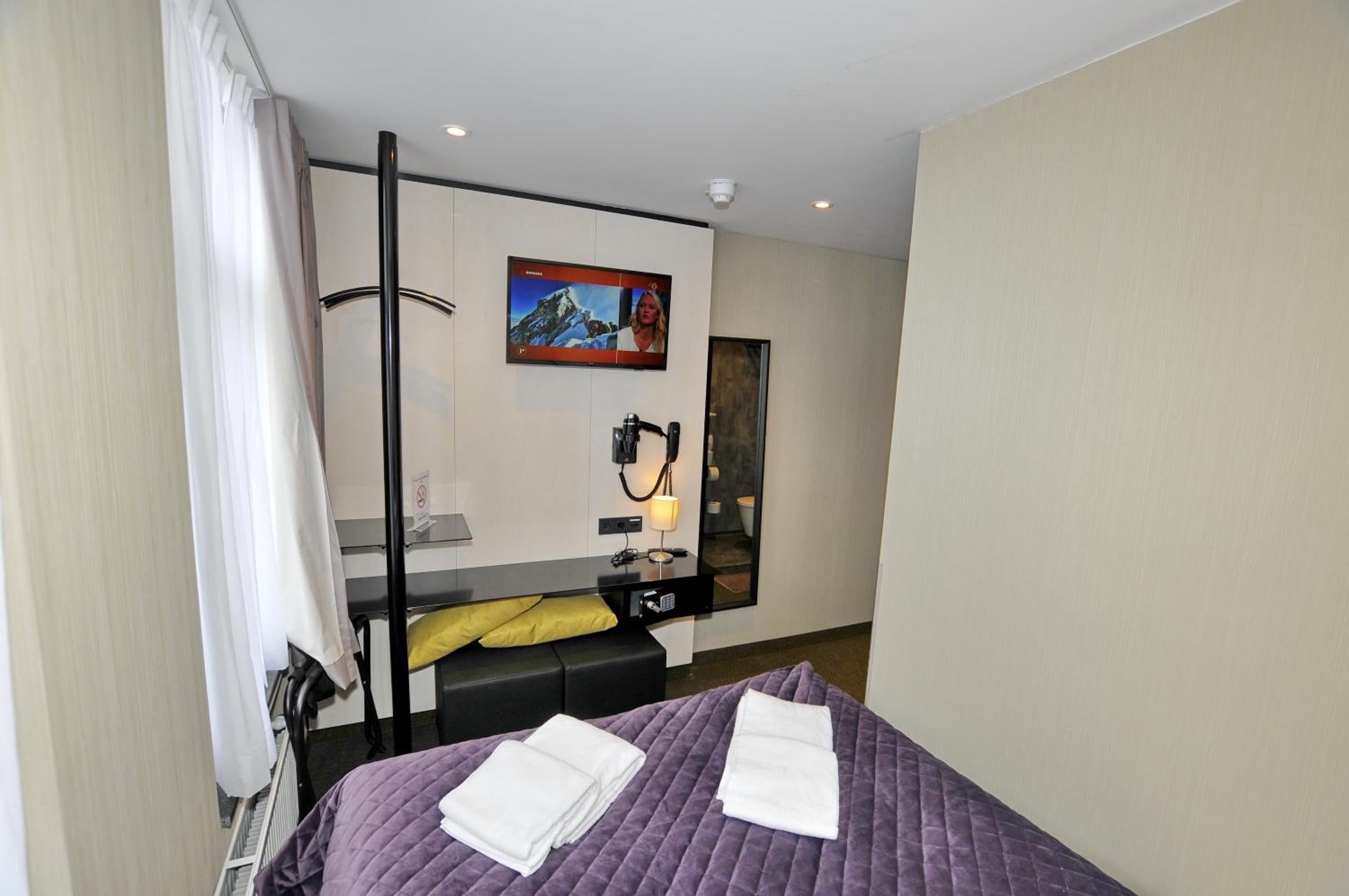 Small Double Room