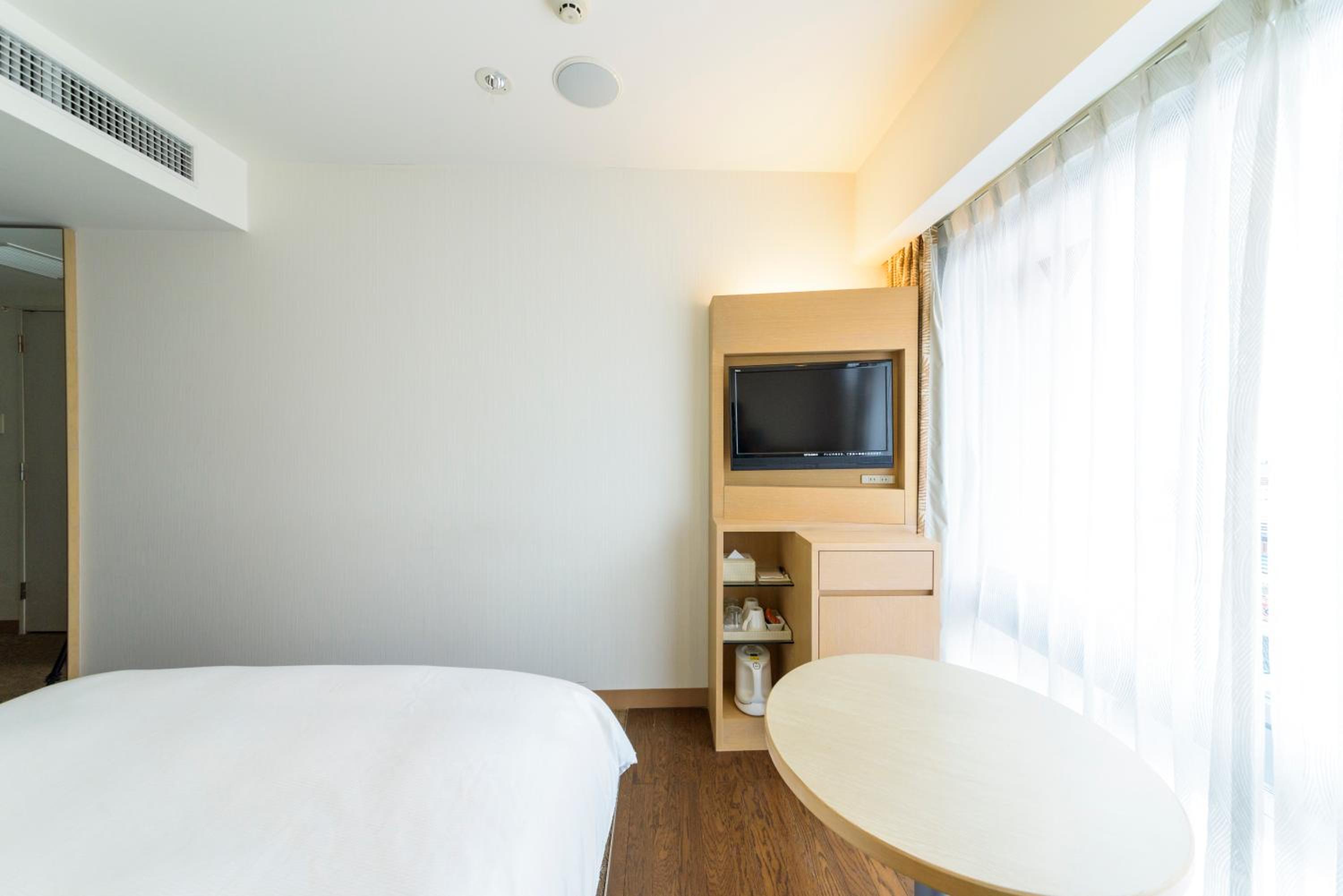 Double Room - Non-Smoking  - Photo 2
