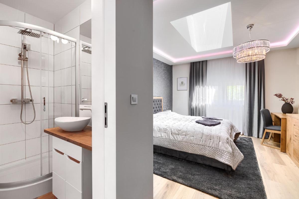 Studio Apartment photo 1