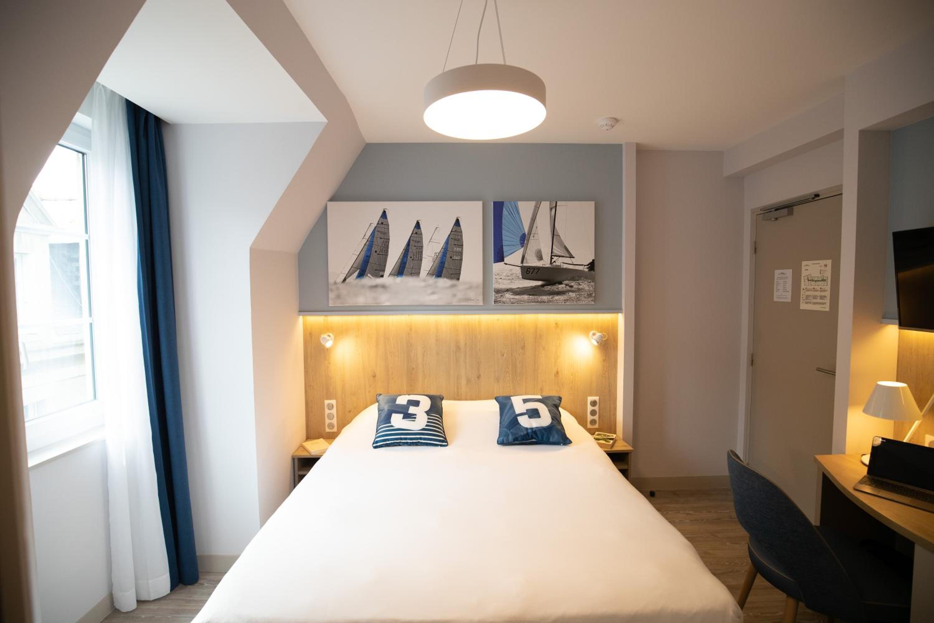 Standard Double Room photo 1
