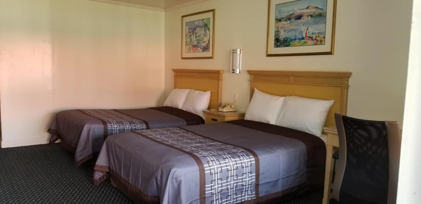 Nonsmoking Double Room photo 1