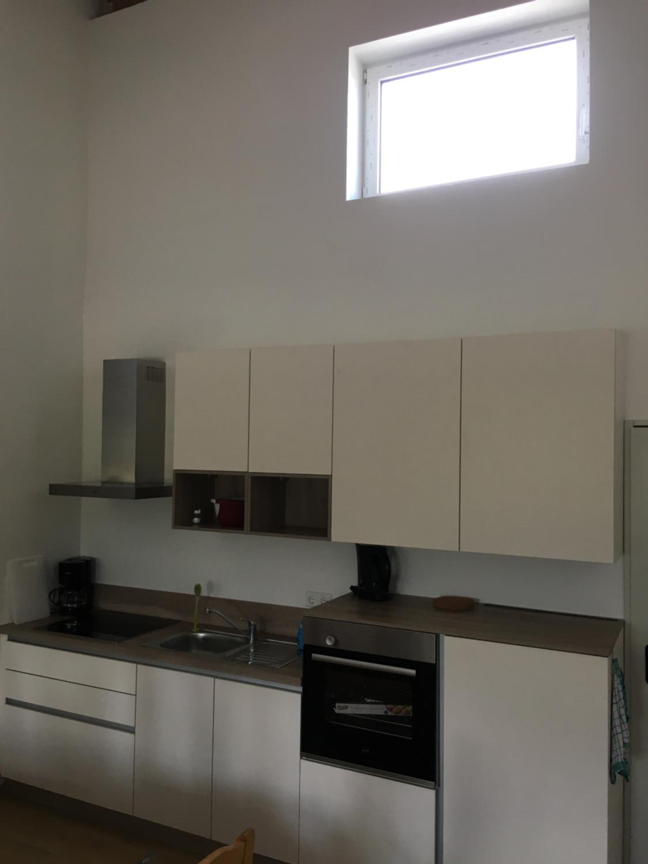 One-Bedroom Apartment - Photo 10