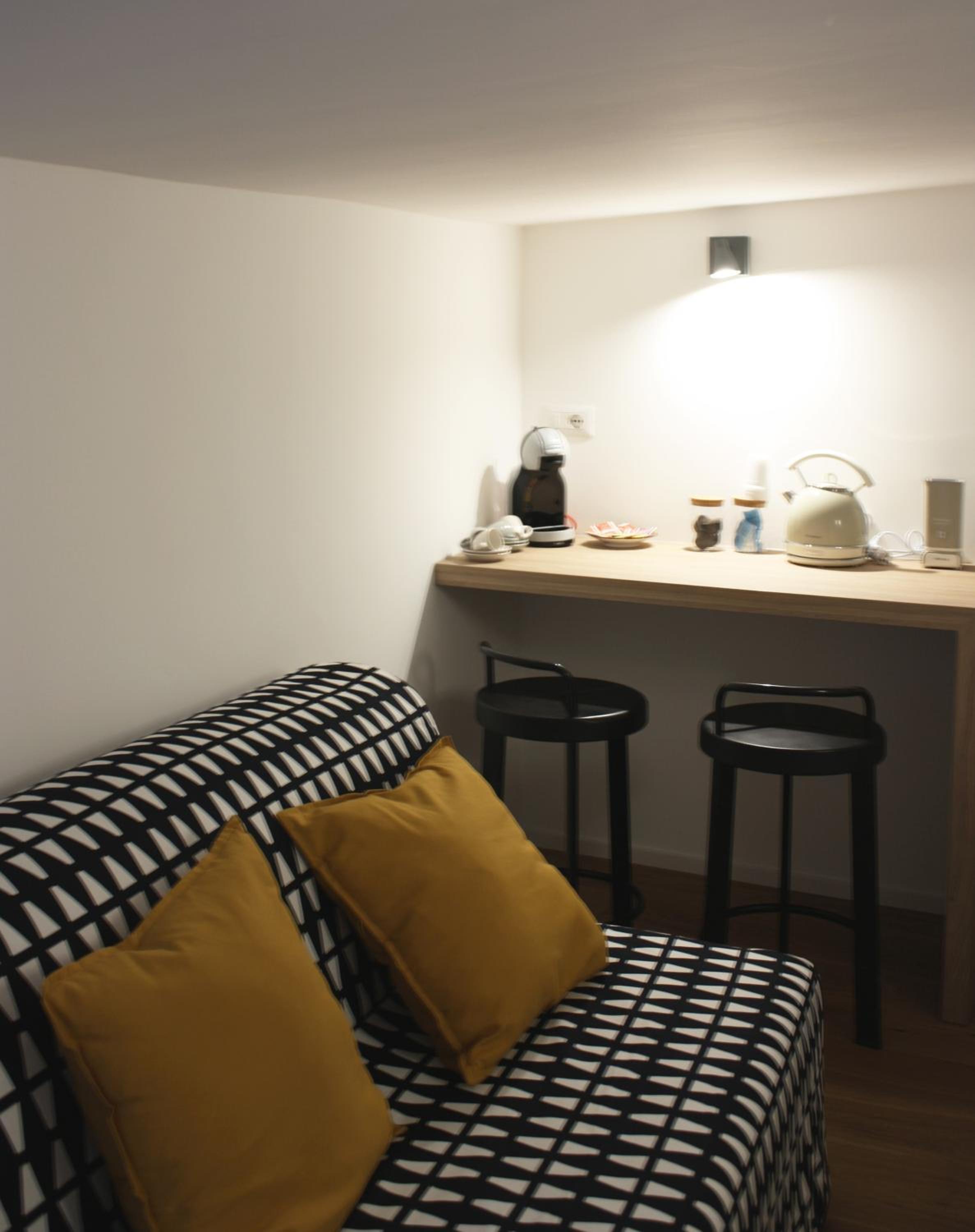 Double Room - Photo 5