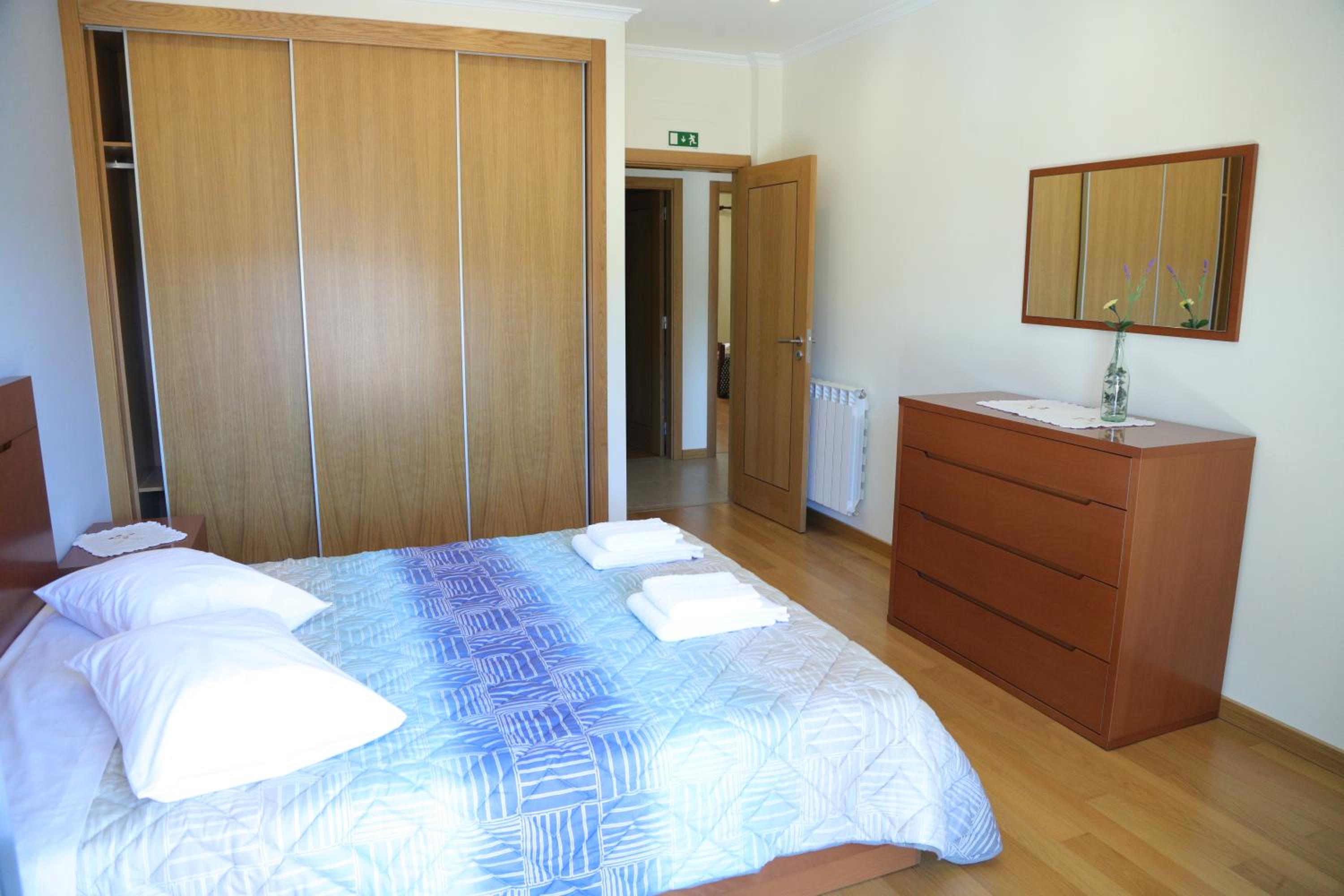 Double Room with Balcony - Photo 1